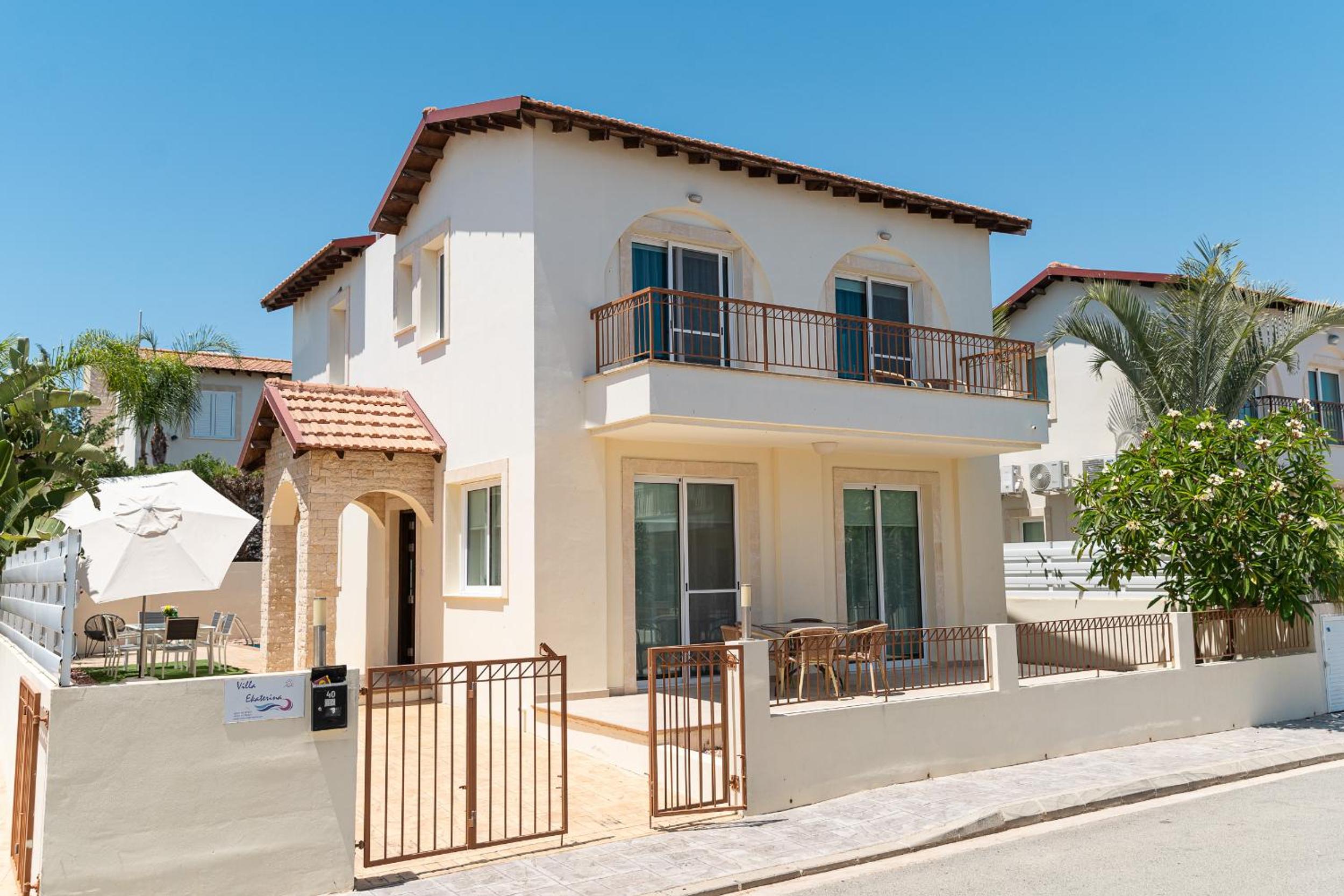 Villa Ekaterina Heights 3 bdrm view 4