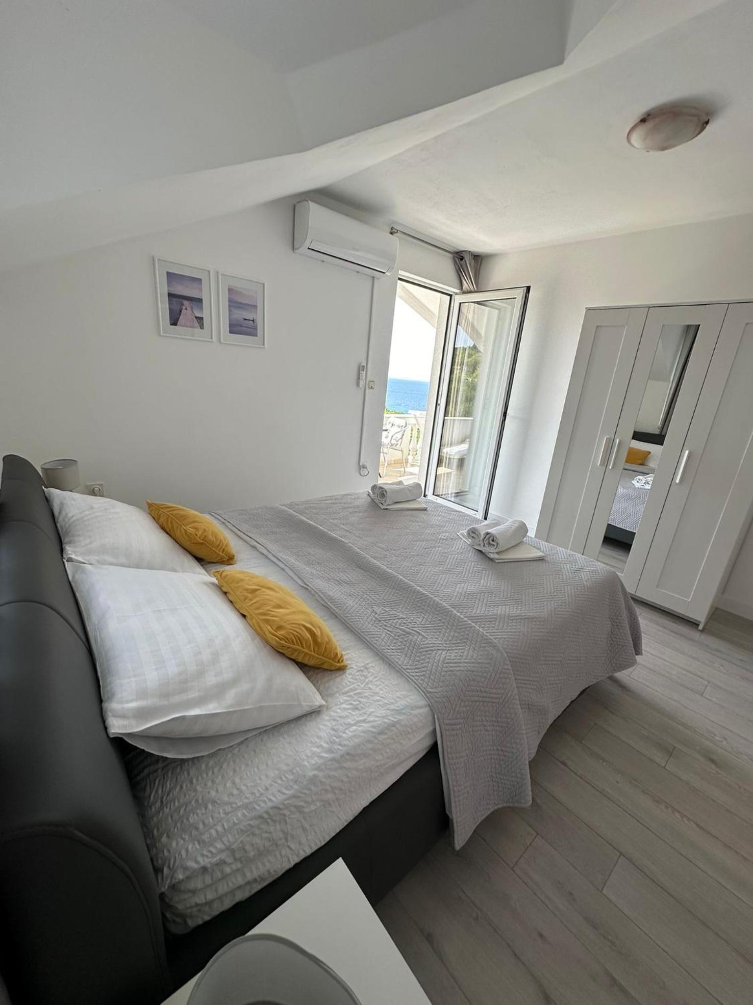 Apartmani Ljubica, Murter view 2