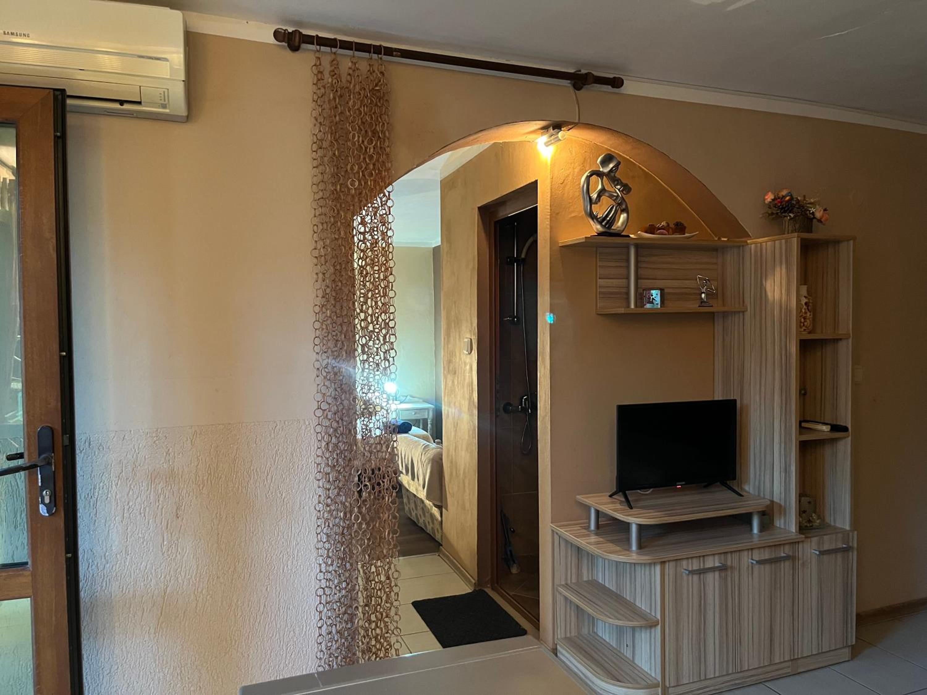 Paunovi Guest House