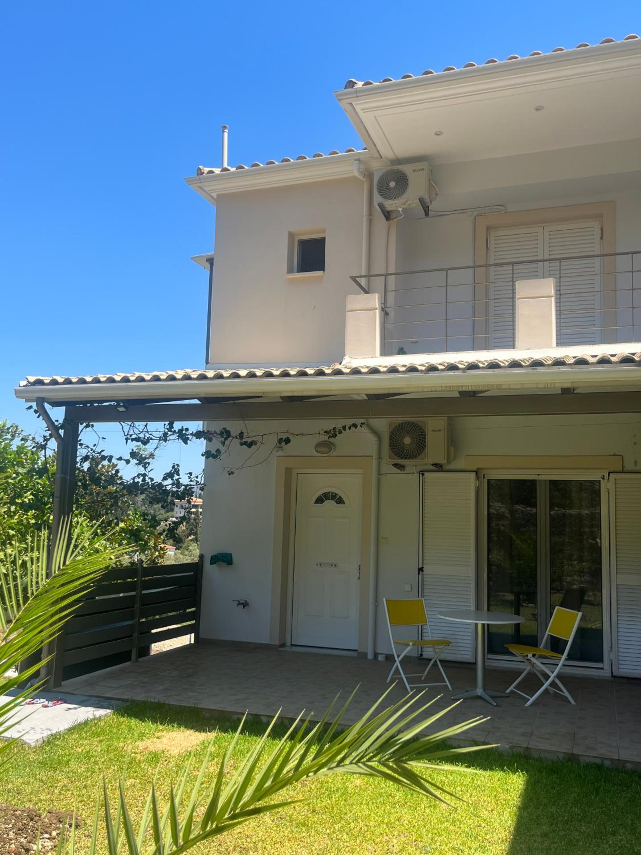 Casa Blu view 3
