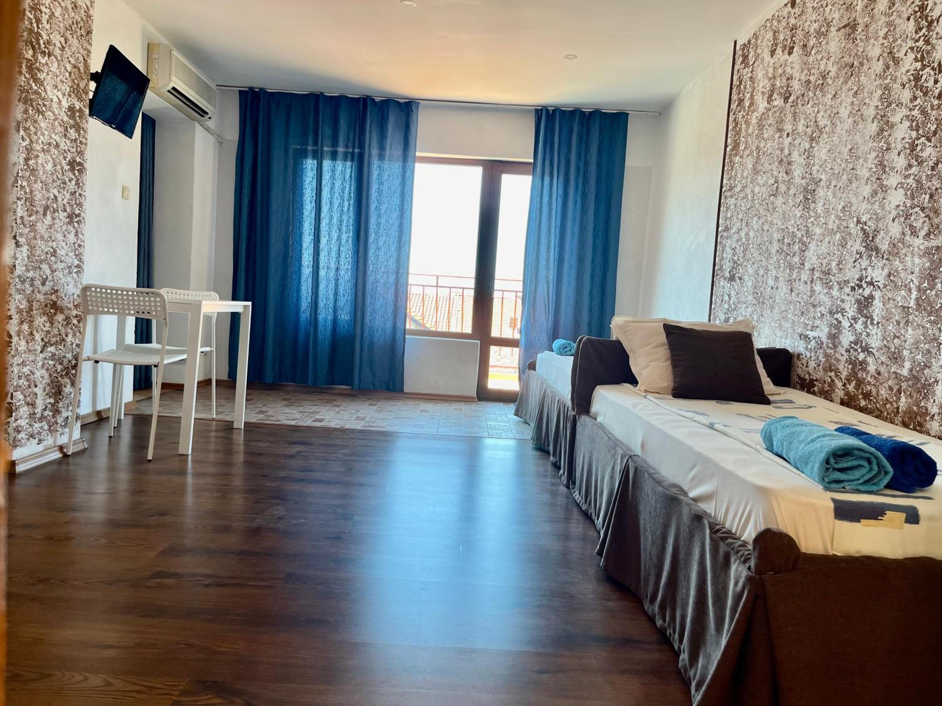 Paunovi Guest House