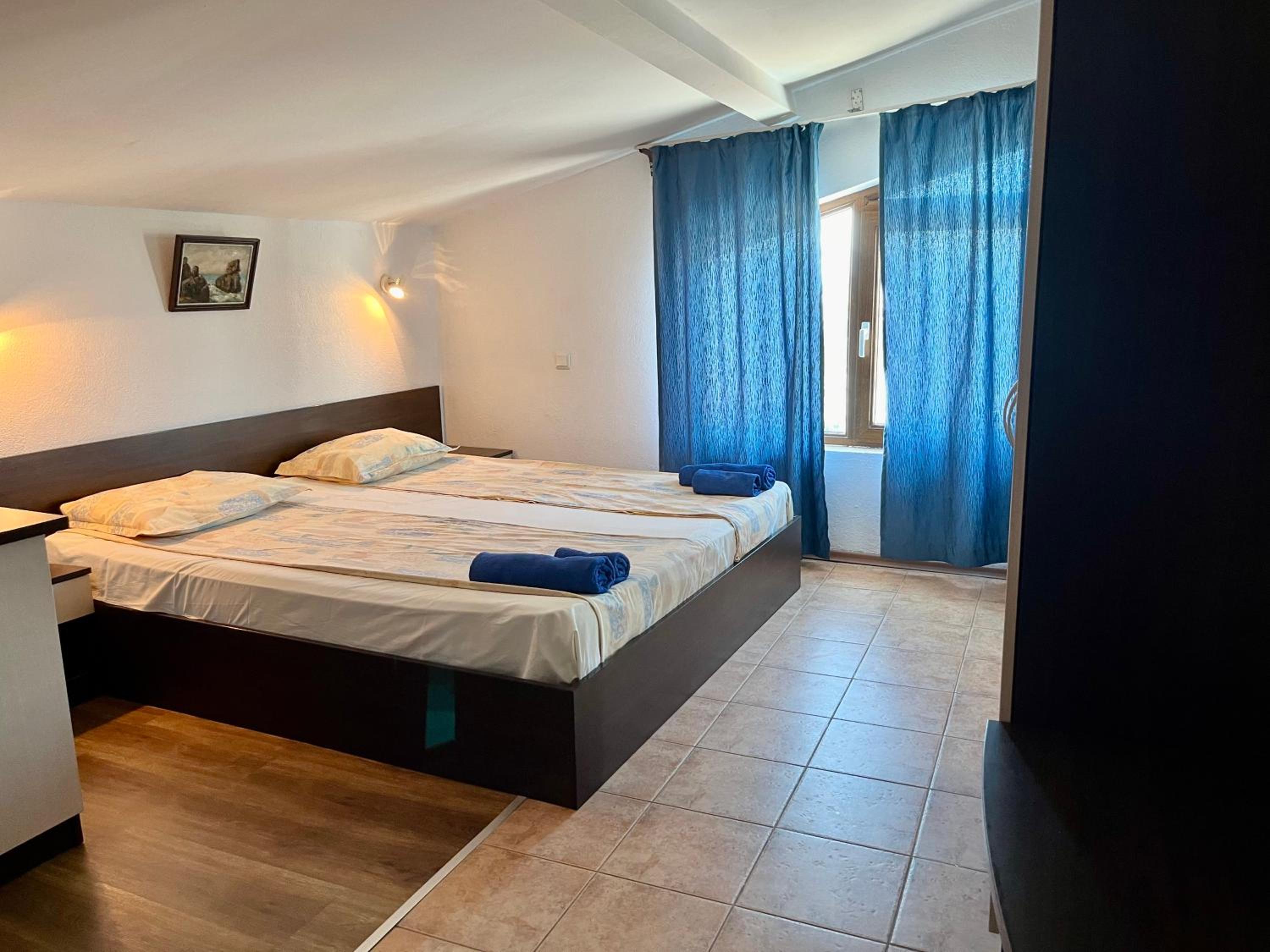 Paunovi Guest House