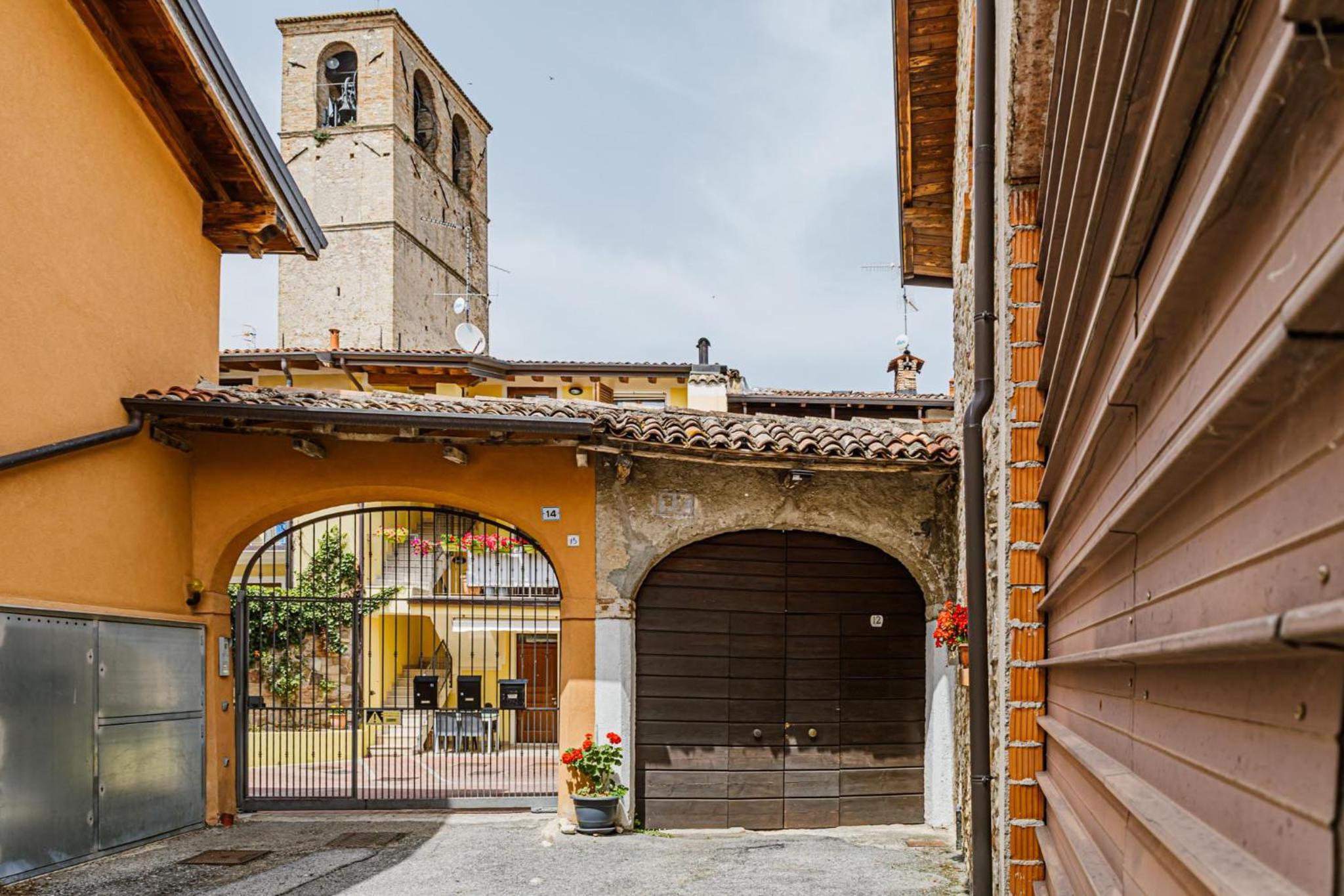 Cozy Castello view 5