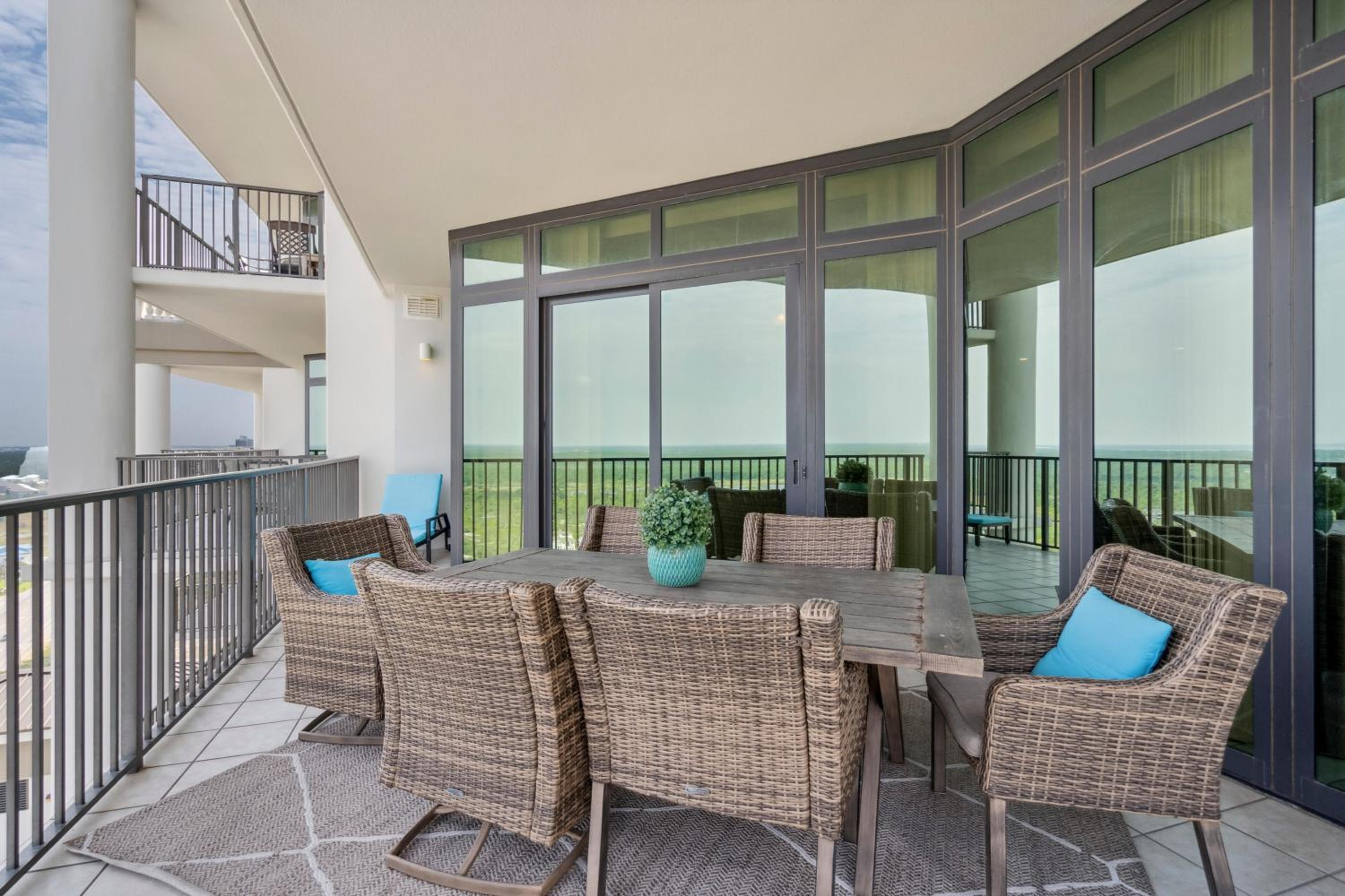 The Oasis At Orange Beach 2014 by Liquid Life