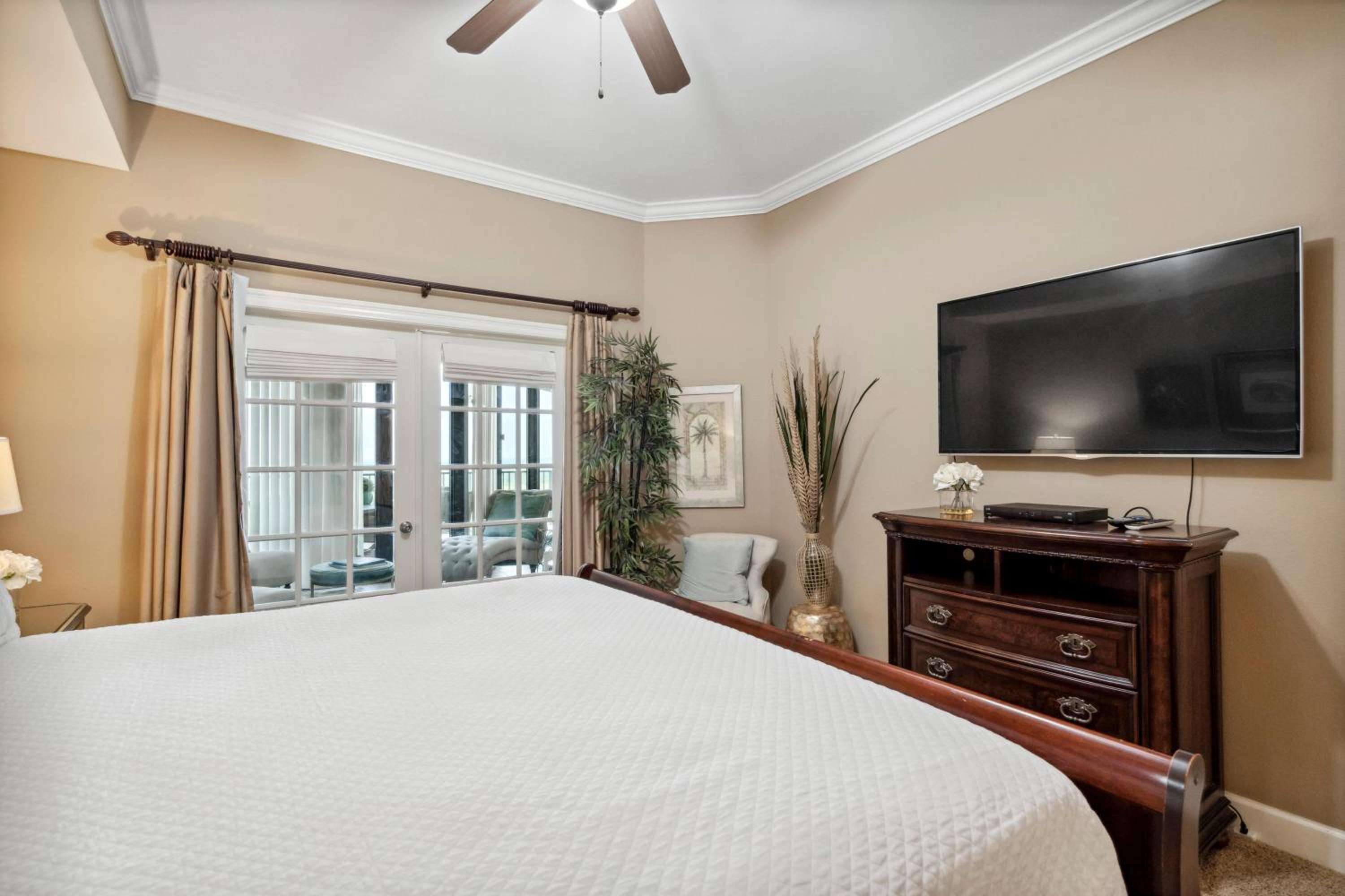 The Oasis At Orange Beach 2014 by Liquid Life