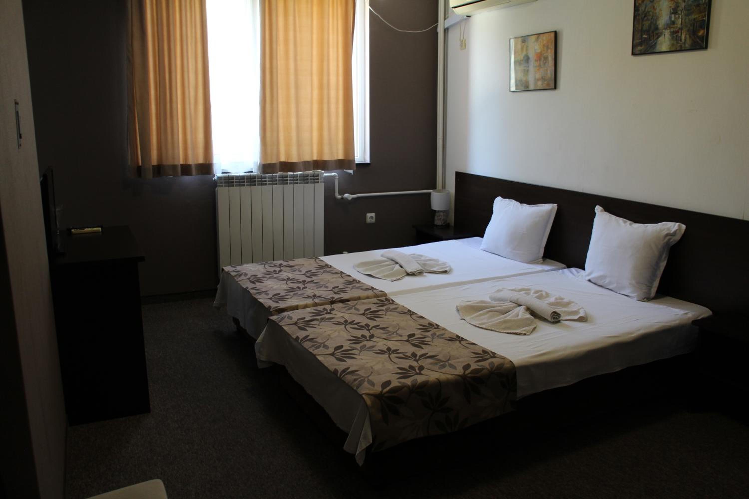 Guest House Lazur