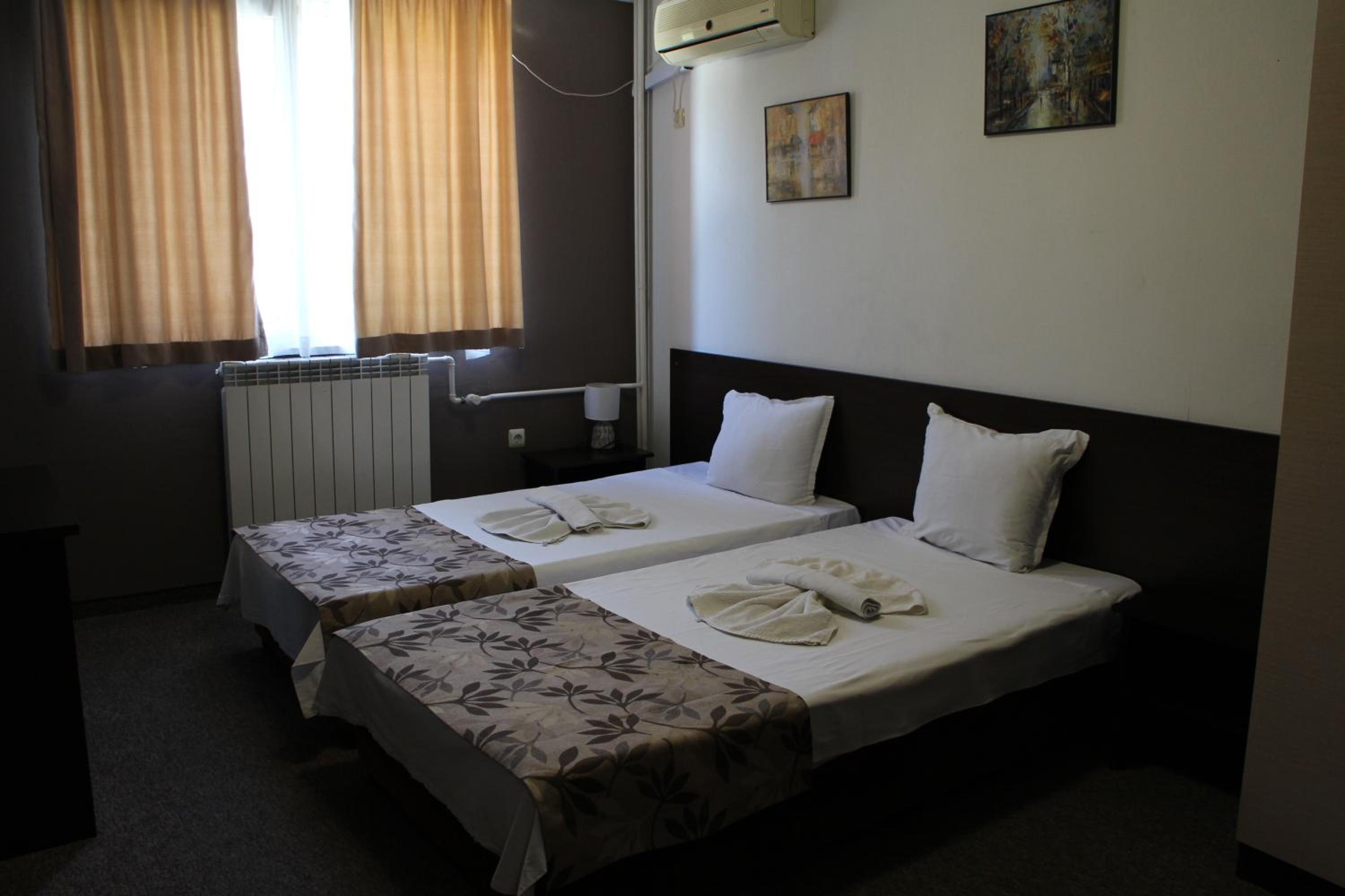 Guest House Lazur