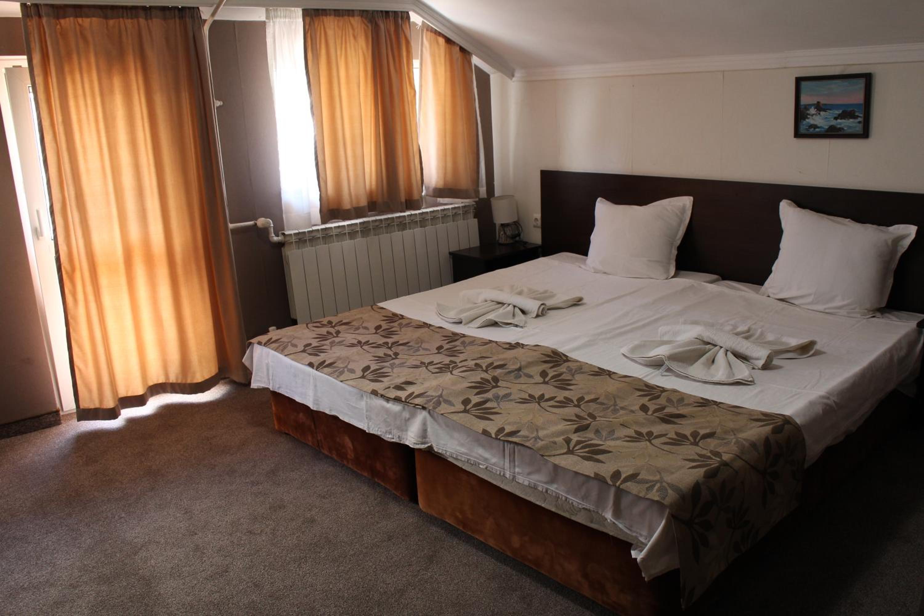 Guest House Lazur