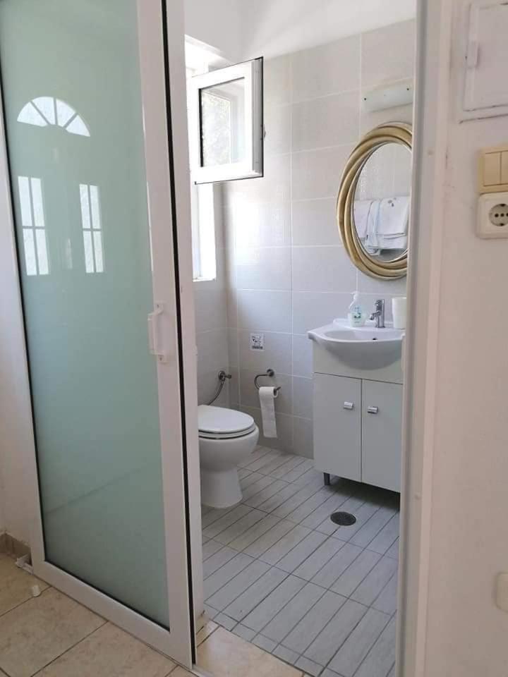 Olga Studios Apartment