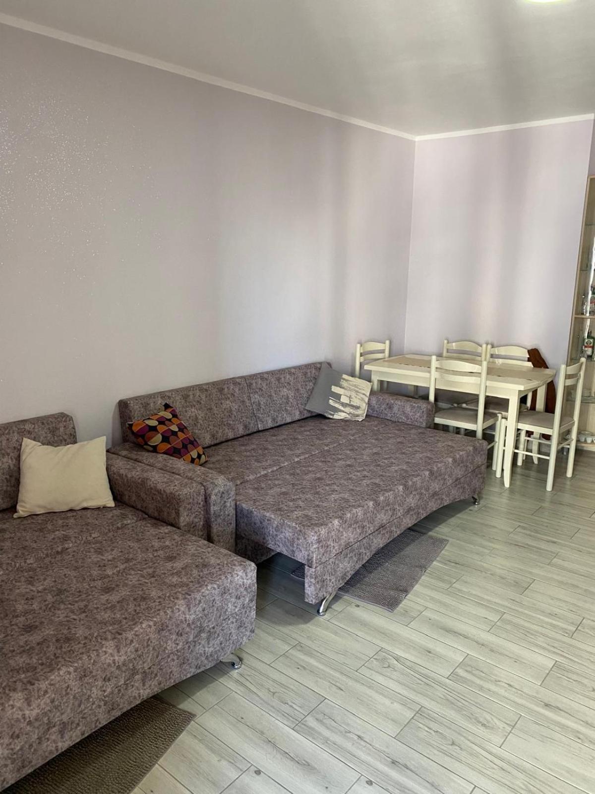 Luxury home vlore