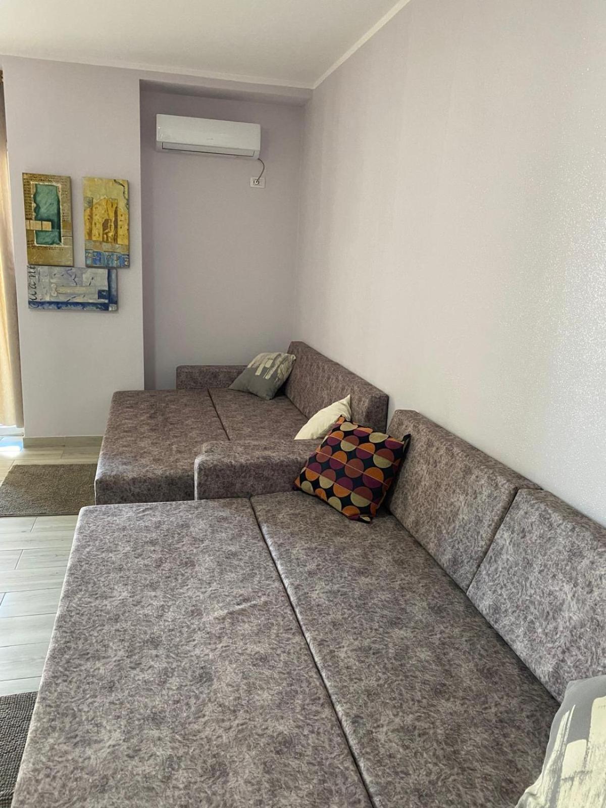 Luxury home vlore