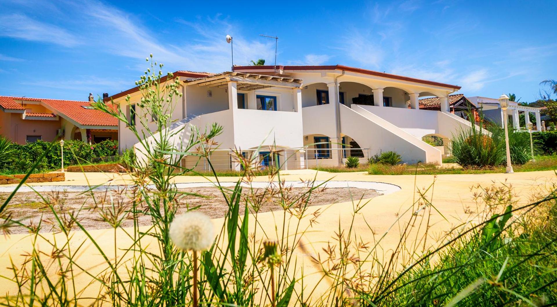Sardiniarooms Arbatax Beach view 2