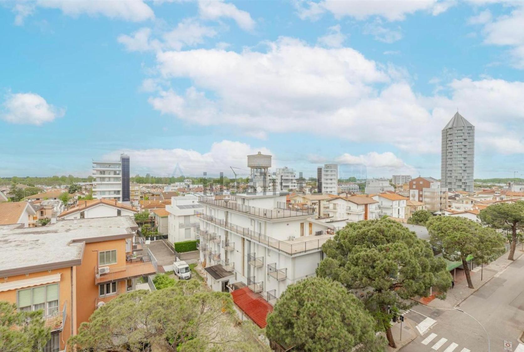 appartamento piazza mazzini view 5