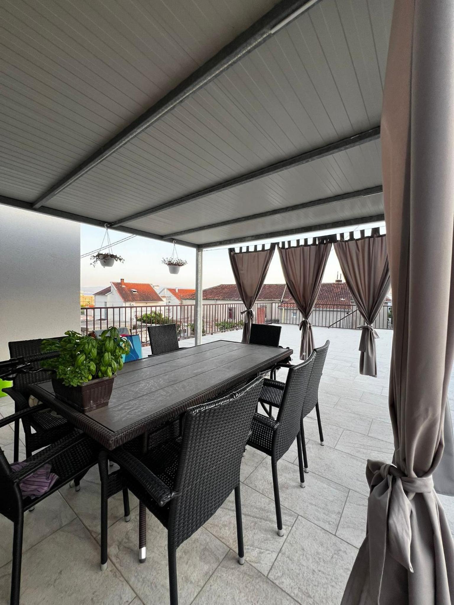 APARTMANI Mila view 2