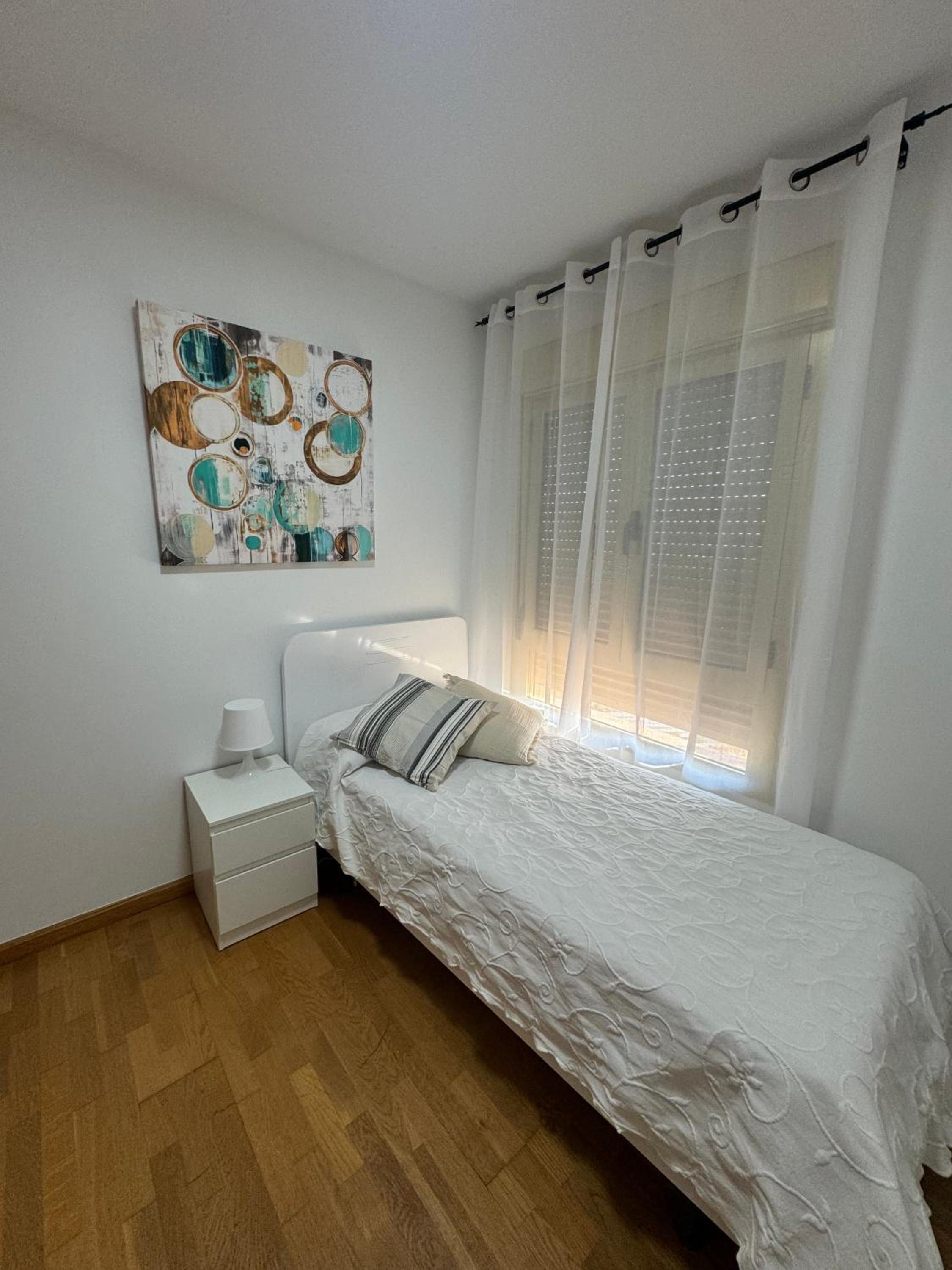 Apartamento Teatinos, Metro, Free Parking & Pool