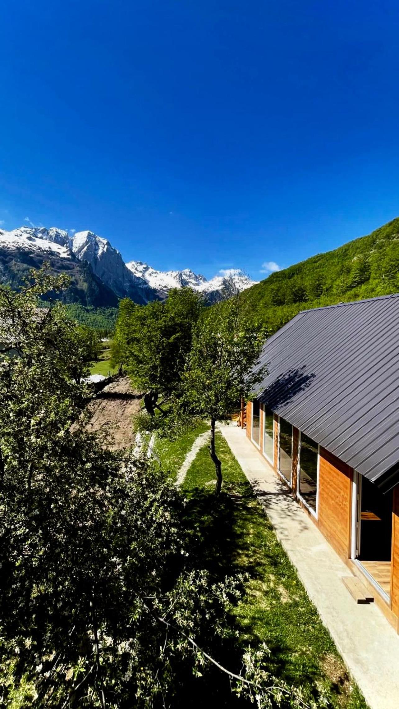 Lazer Çardaku Guesthouse