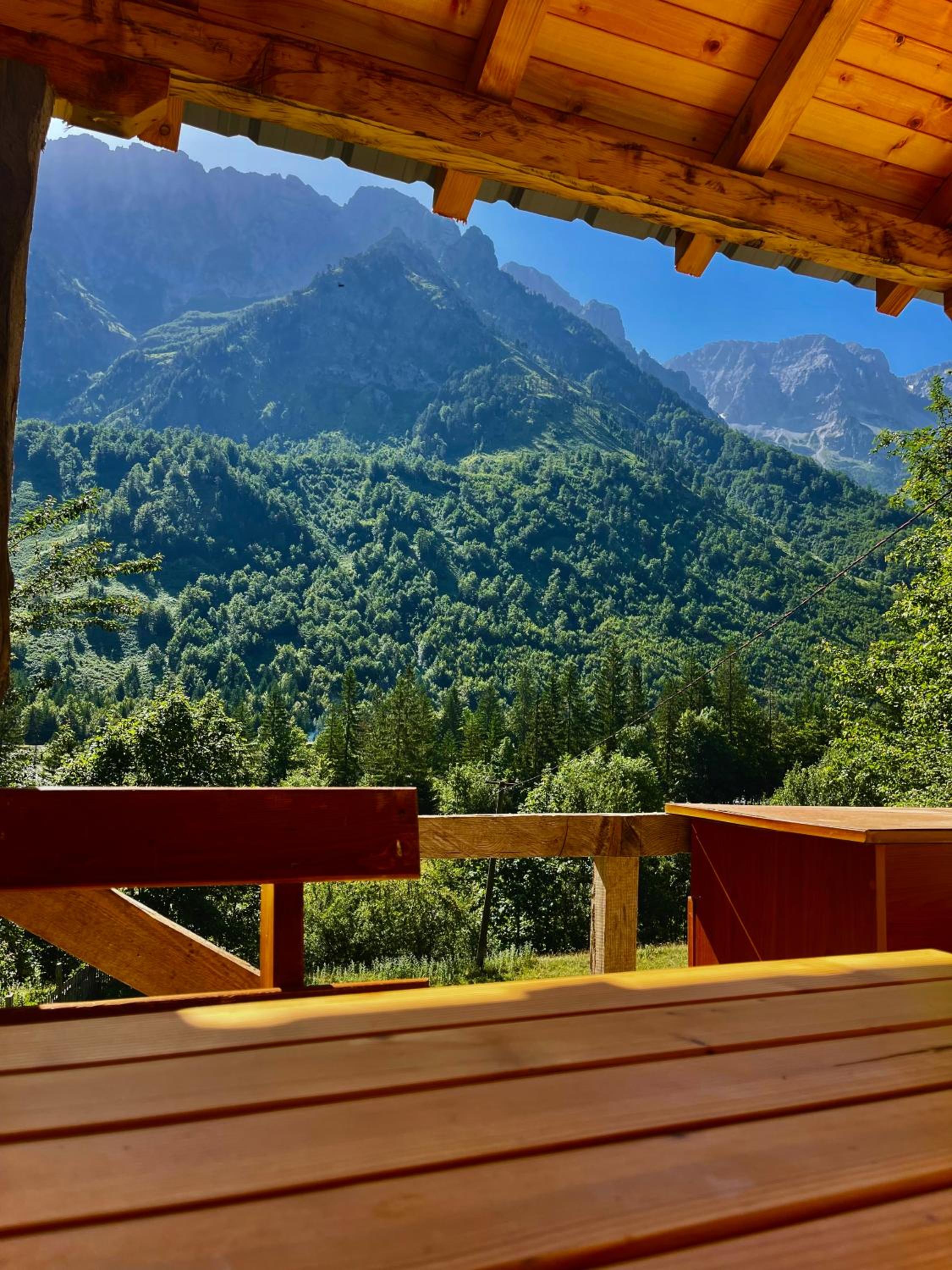 Lazer Çardaku Guesthouse