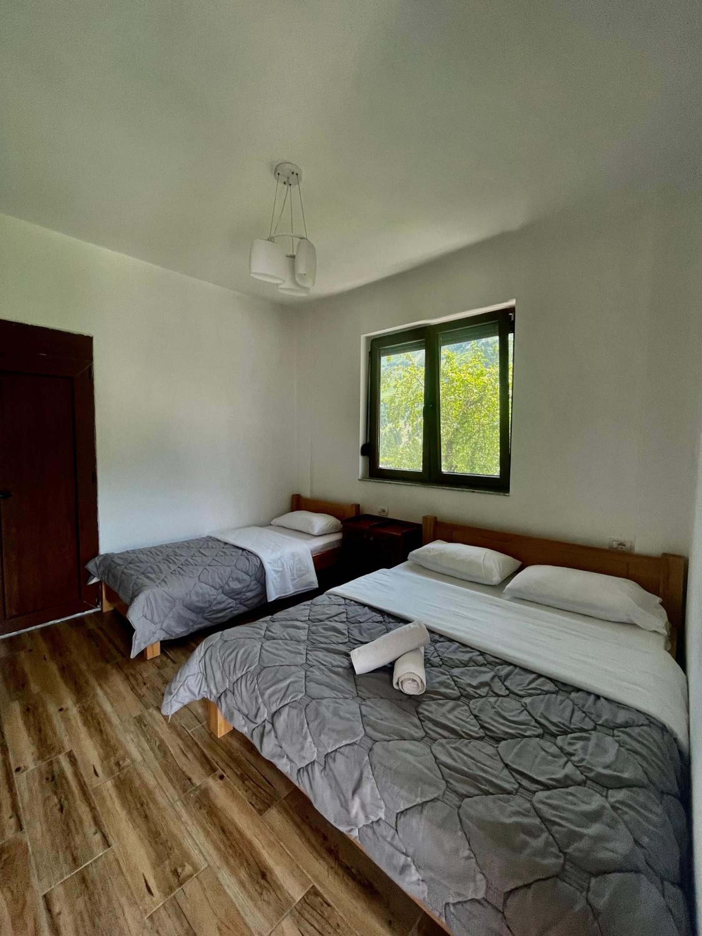 Lazer Çardaku Guesthouse