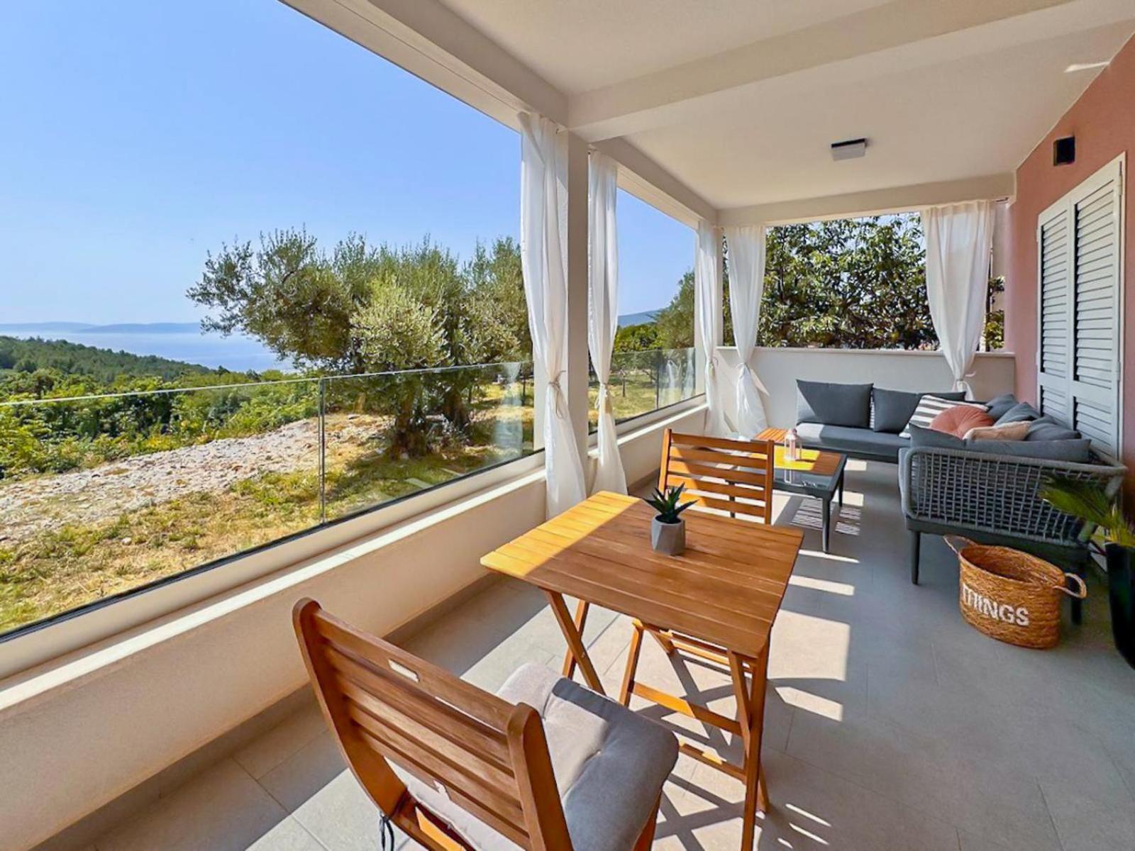 Studio Vesna with a terrace and sea view view 2