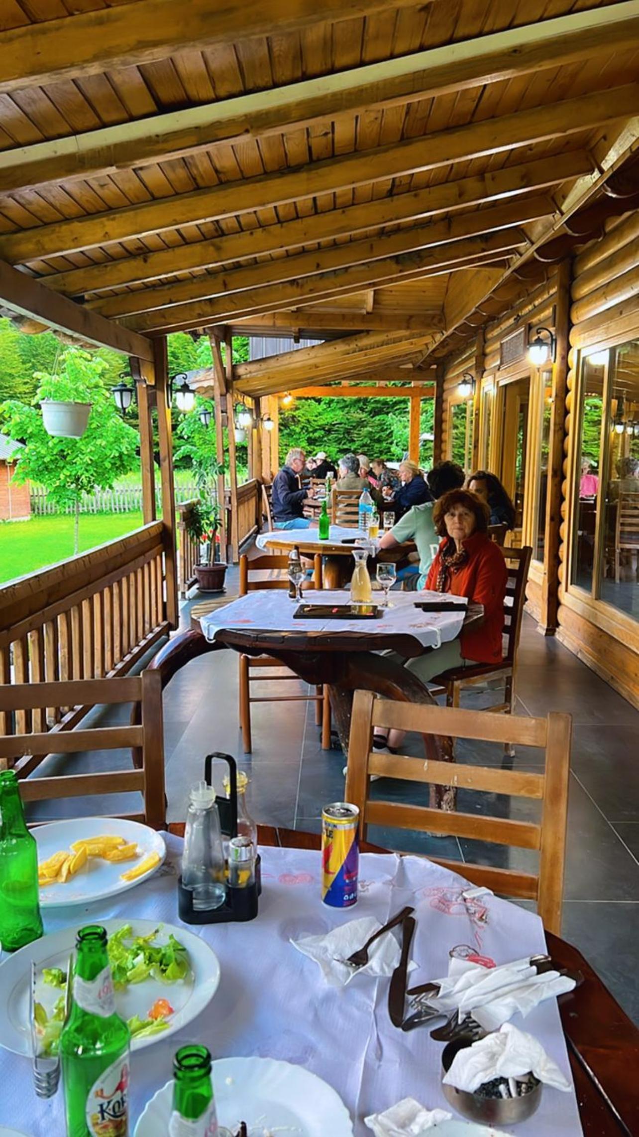 Hotel Krojet e Rrogamit photo 4