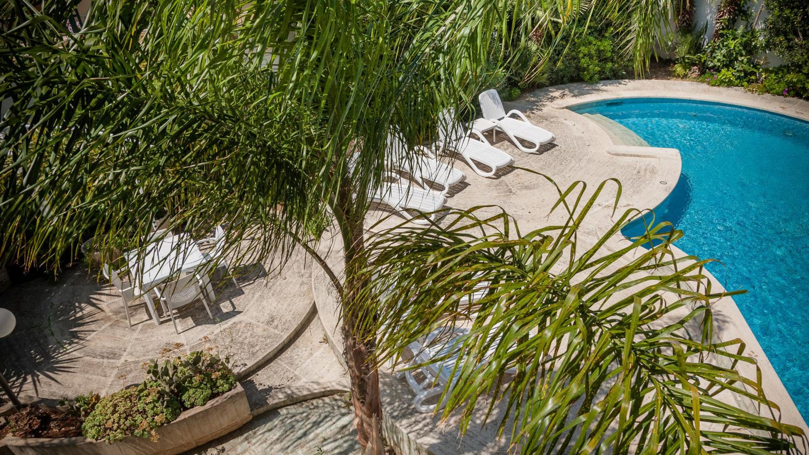 Villa Magnolia Luxury Suites