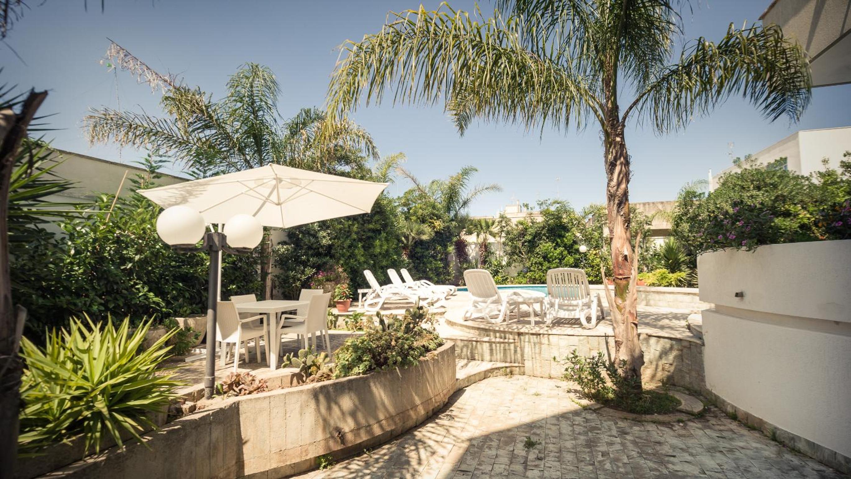 Villa Magnolia Luxury Suites