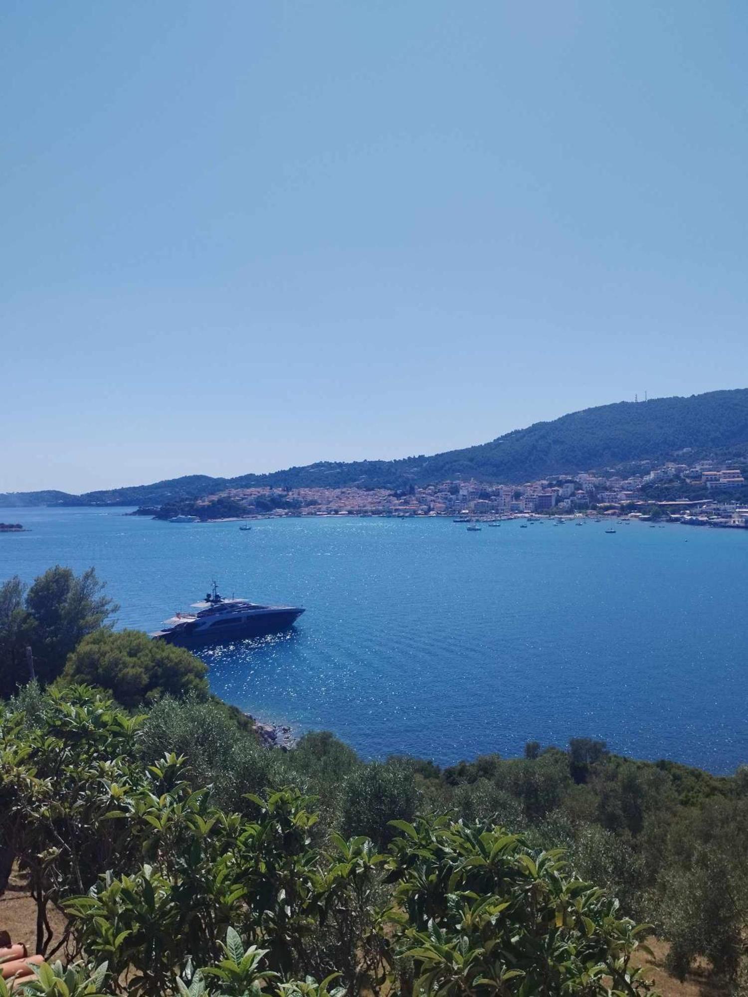 Hotel Ourania Sea Breath - Image 1