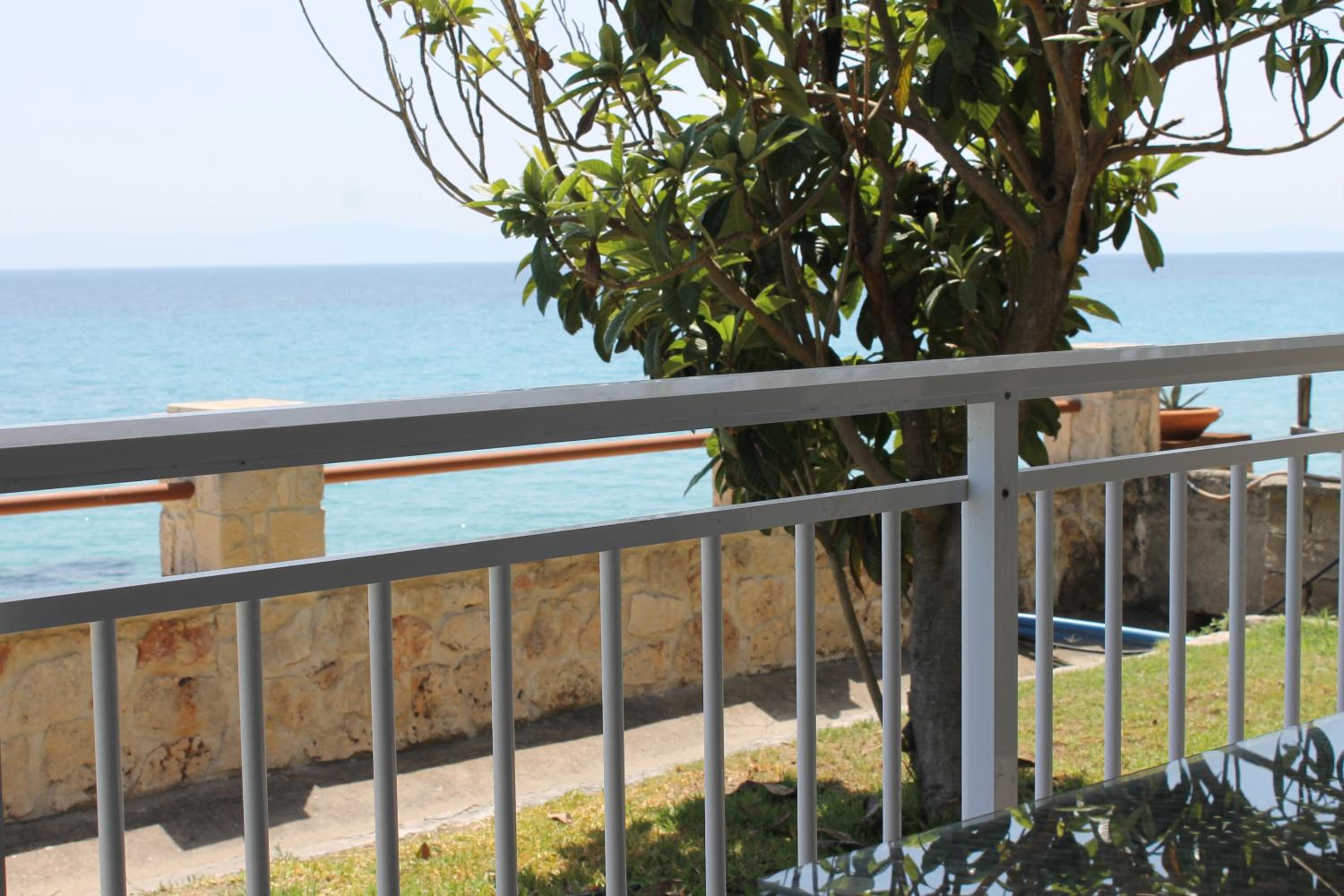 Villa Maria mola view 5