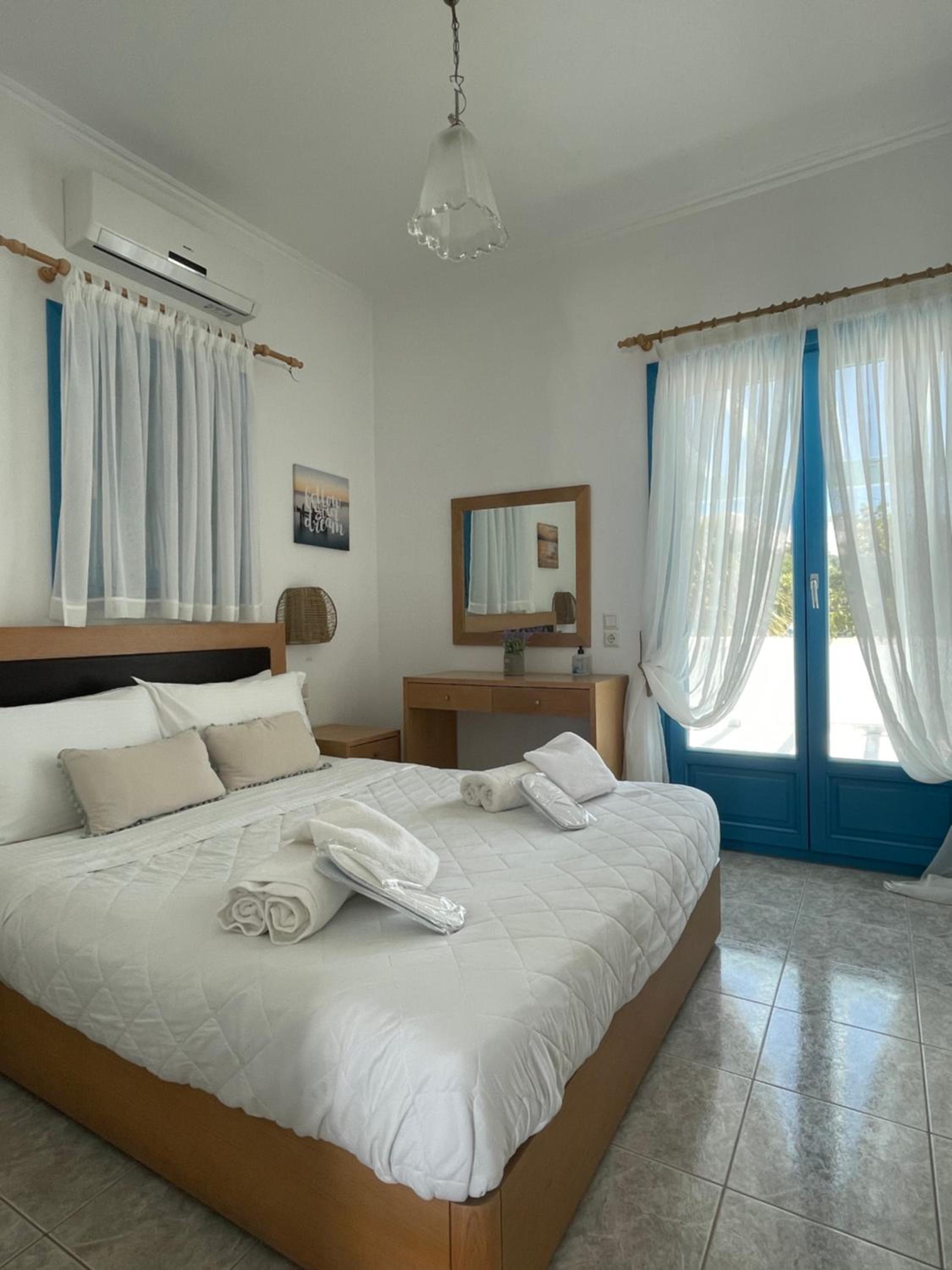 Moustakas Beach Apartments