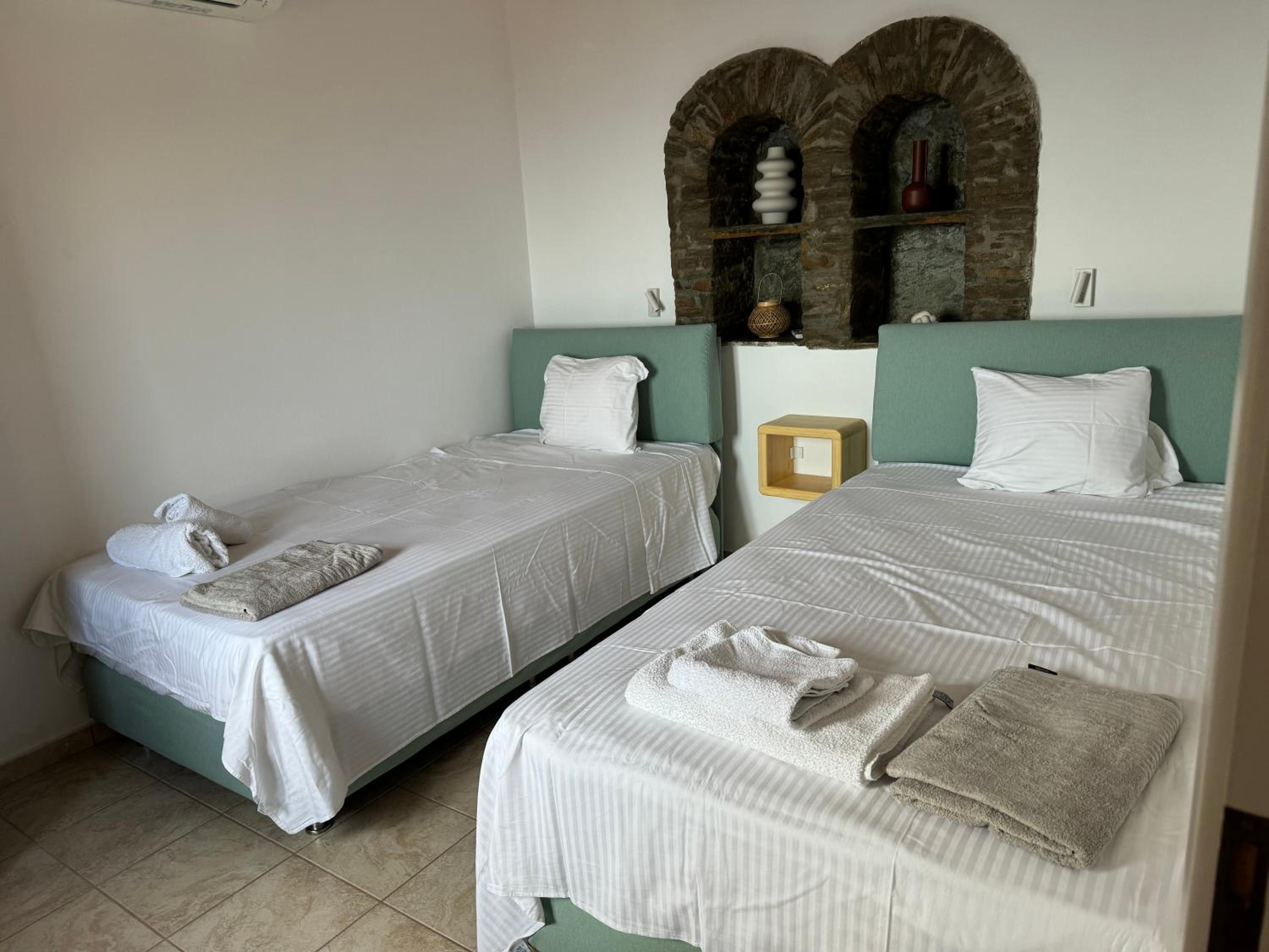 Andros Escape Condos photo 4