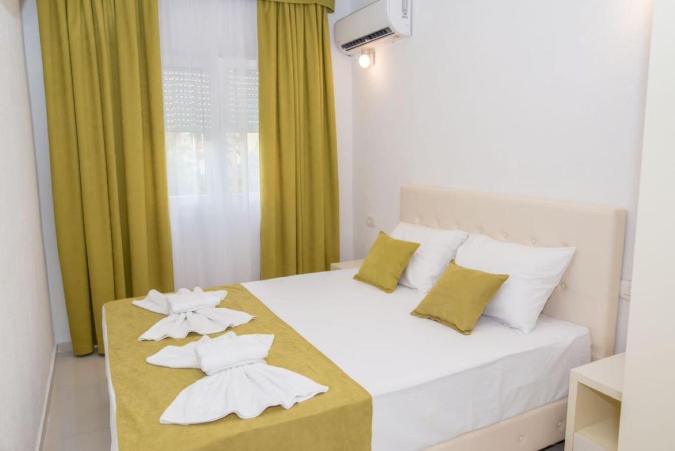 Apartmani Nela Sutomore view 3