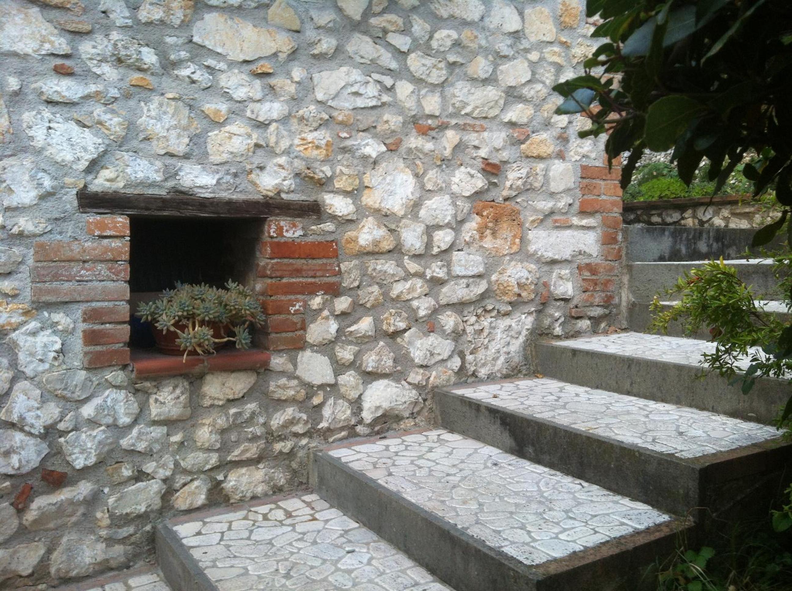 Photo 48