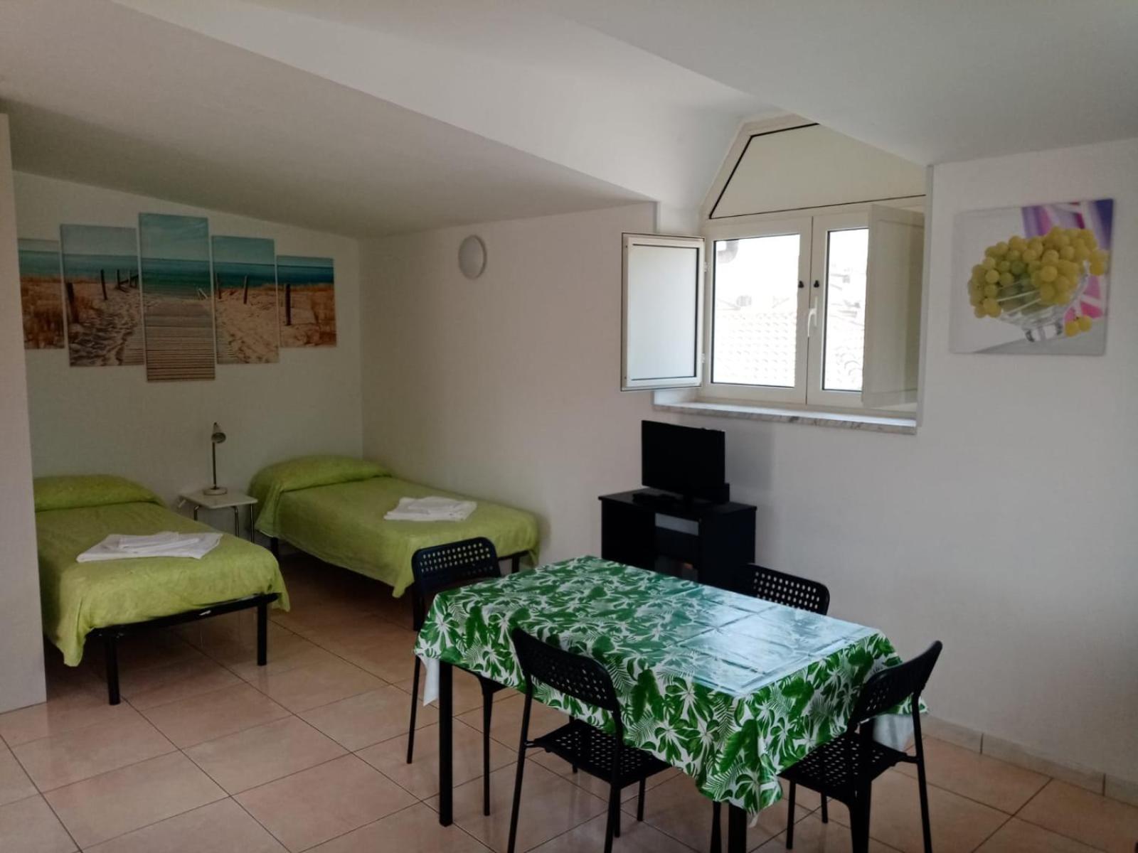 B&B SELENE view 2