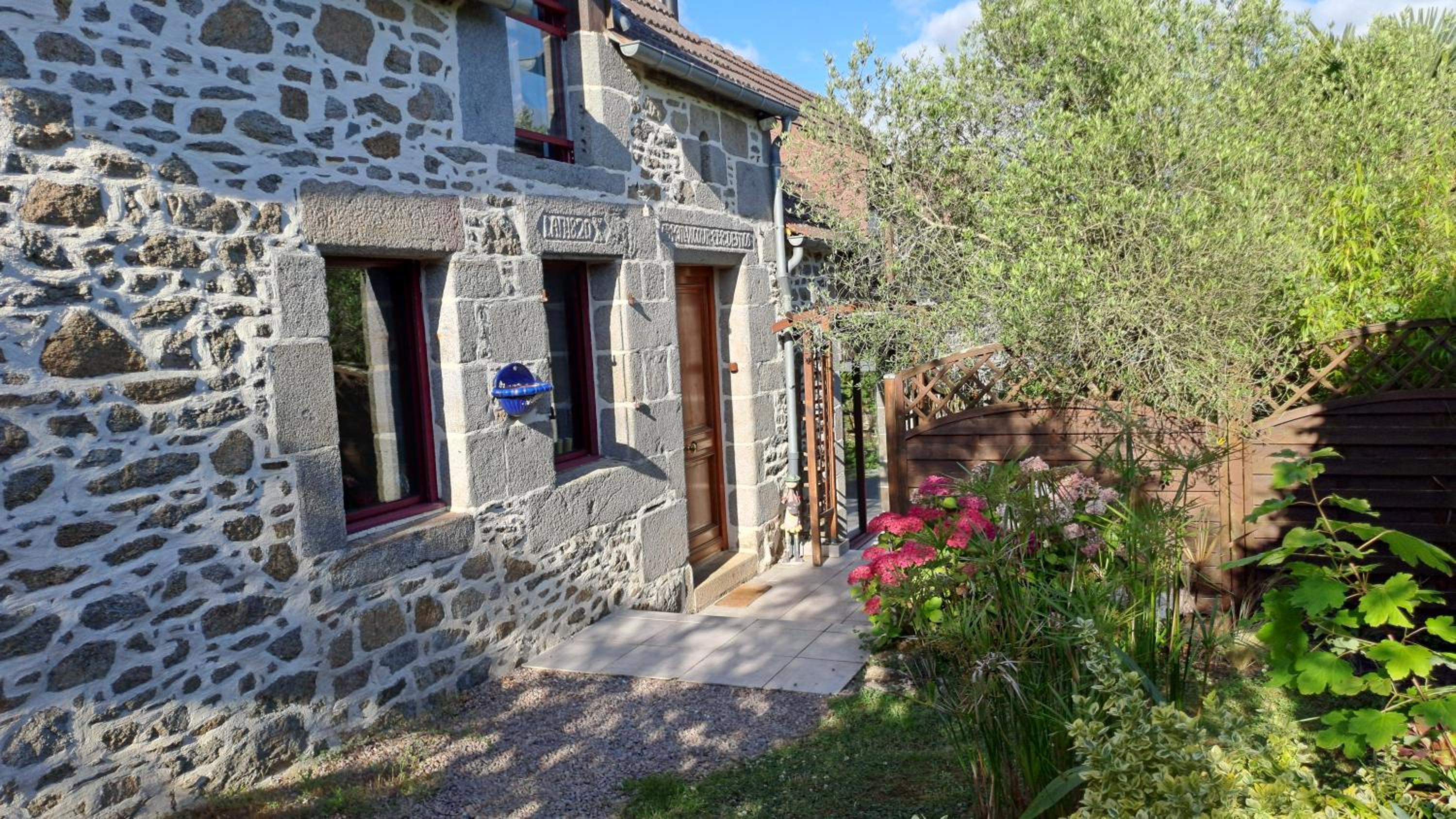 Le cottage de Lily view 2