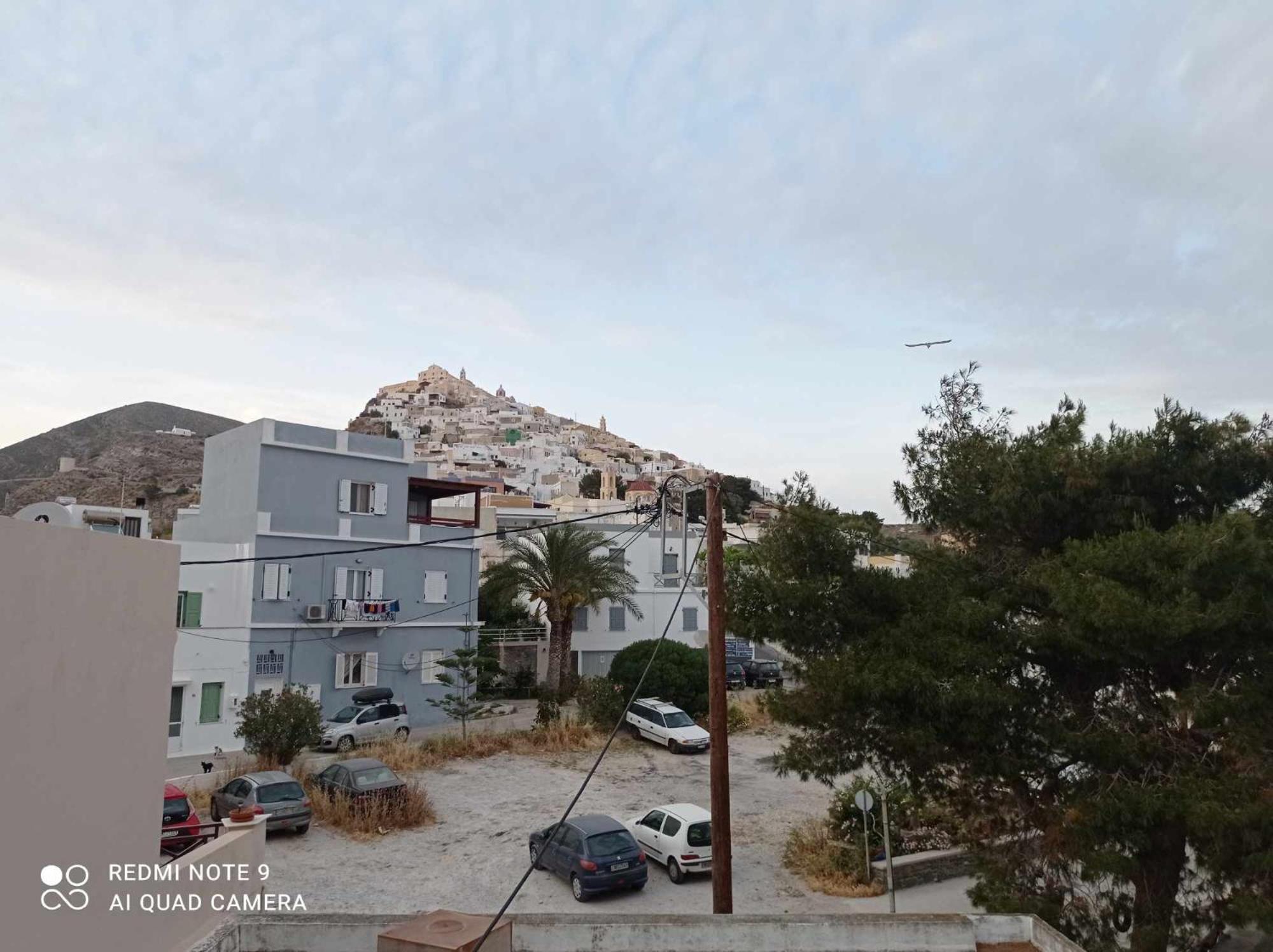 Eleneir Large Apartment in Ermoupoli photo 2