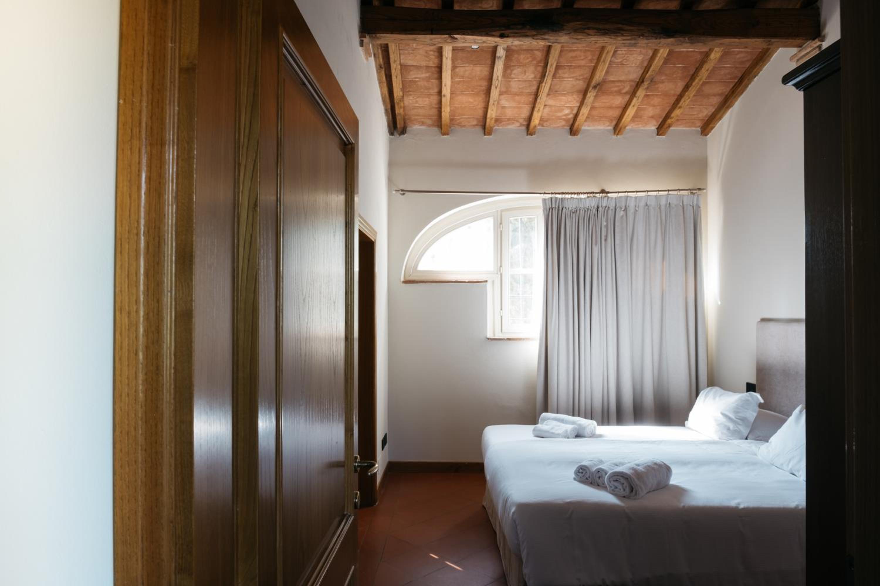 Podere Fignano, holiday home - apartments, renovated 2024