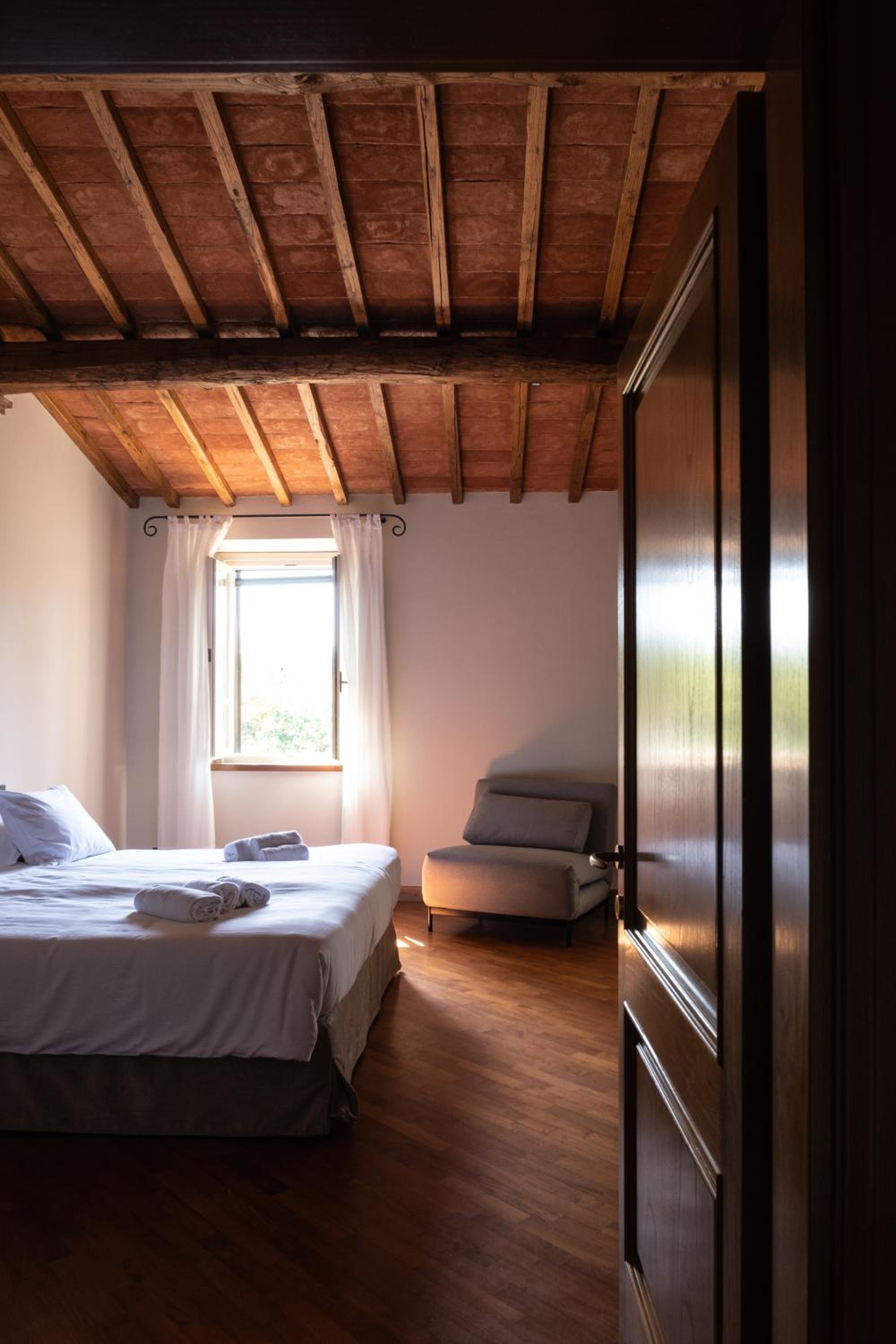Podere Fignano, holiday home - apartments, renovated 2024
