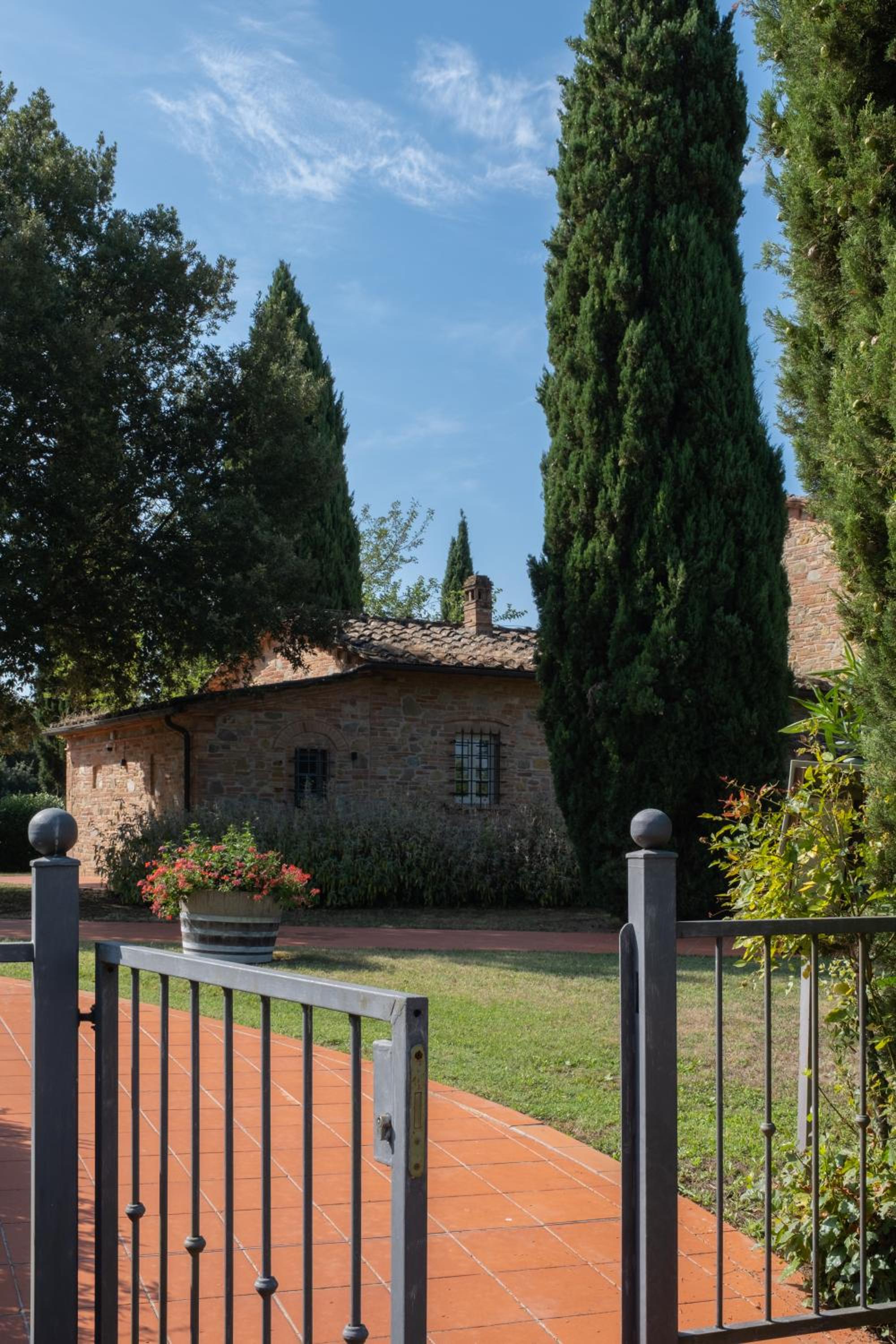 Podere Fignano, holiday home - apartments, renovated 2024