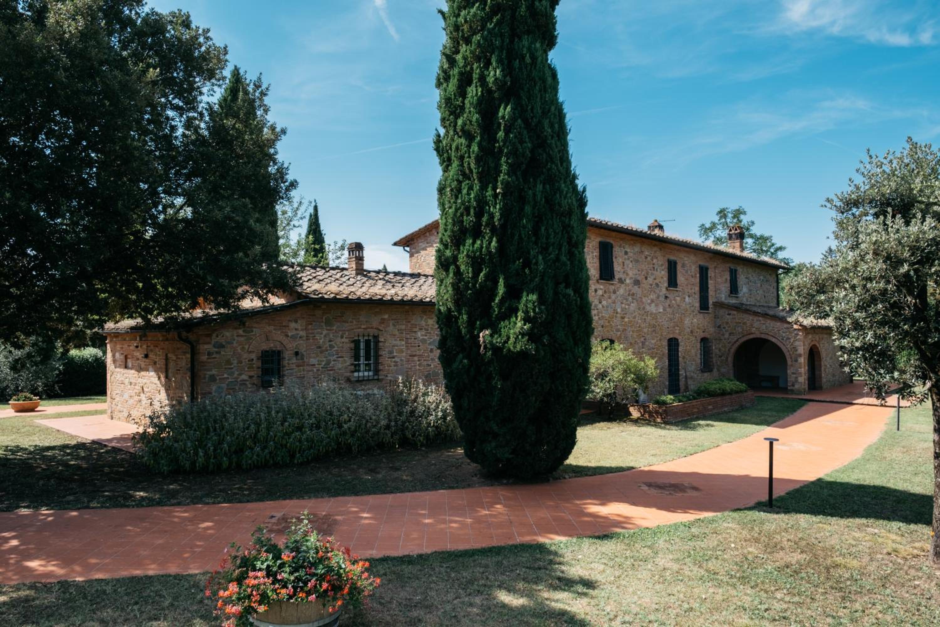Podere Fignano, holiday home - apartments, renovated 2024
