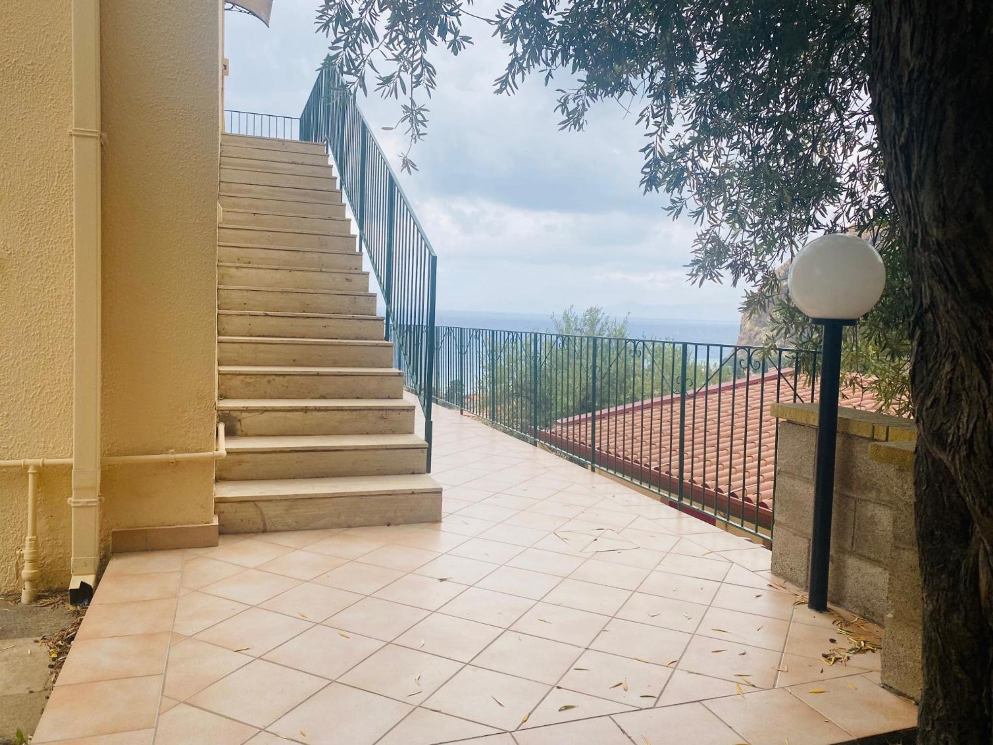 Residence Calavà view 2