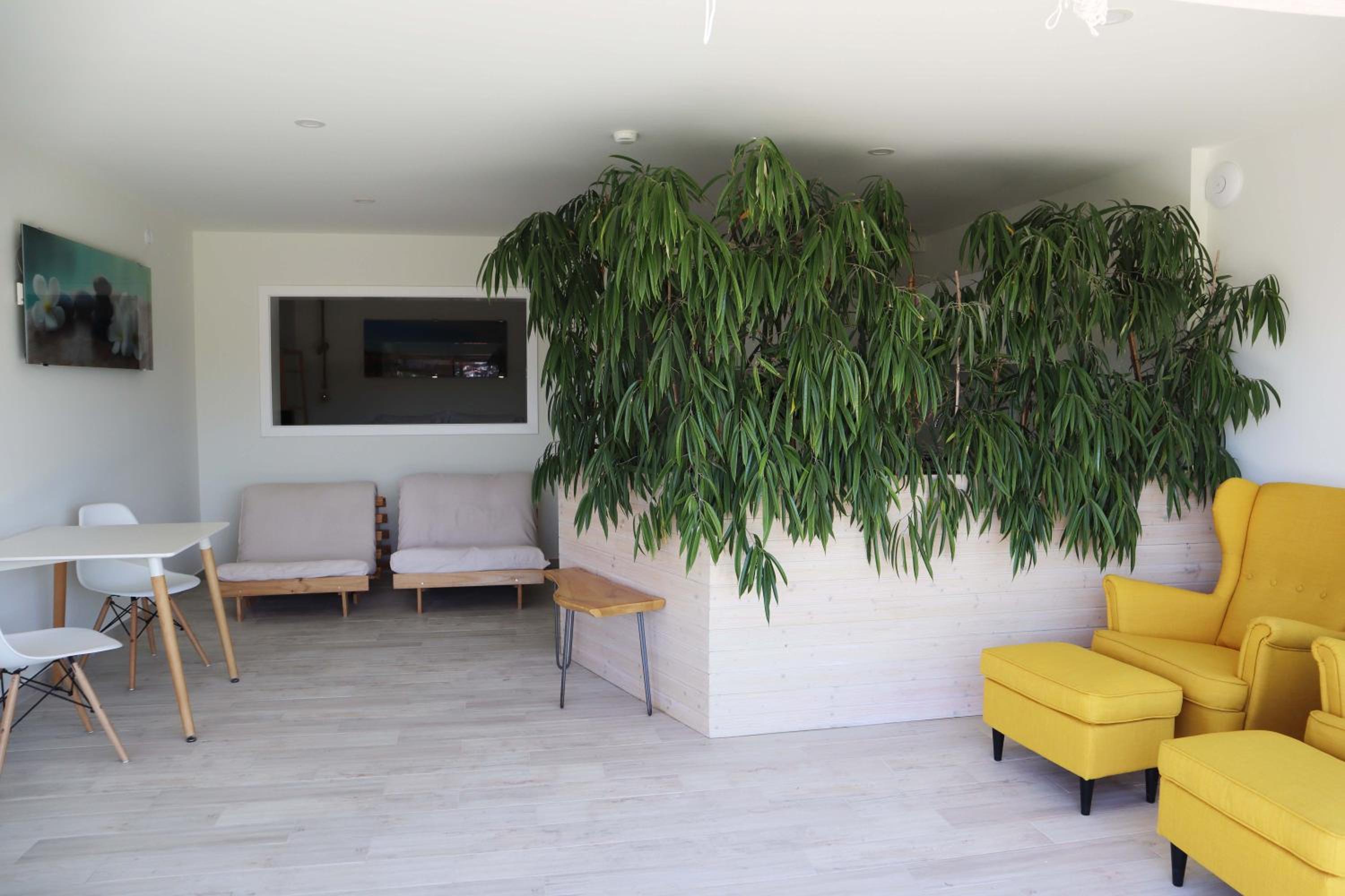 Hillside House Suites & Spa view 2