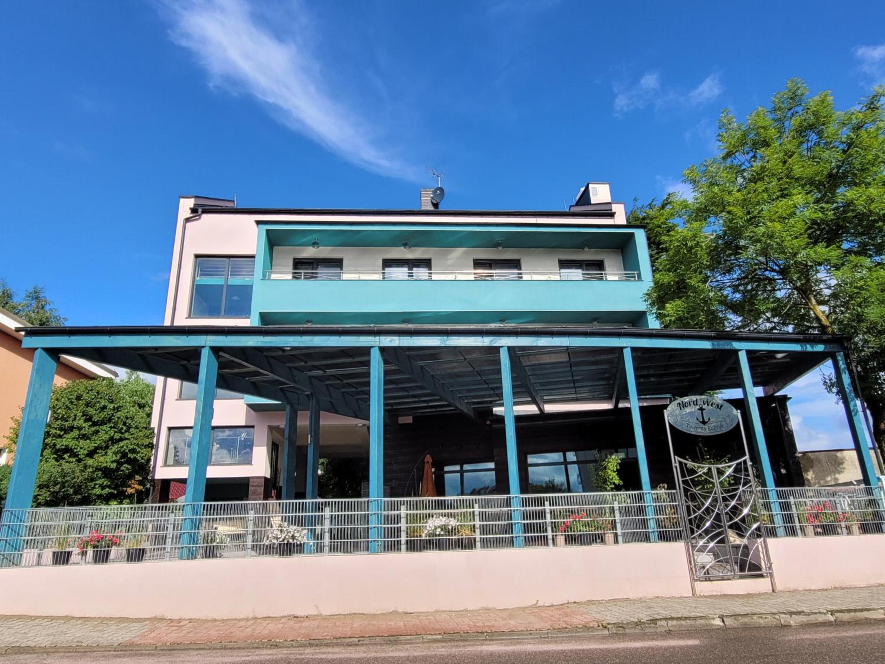 Nord-West i restauracja Tawerna Kubryk