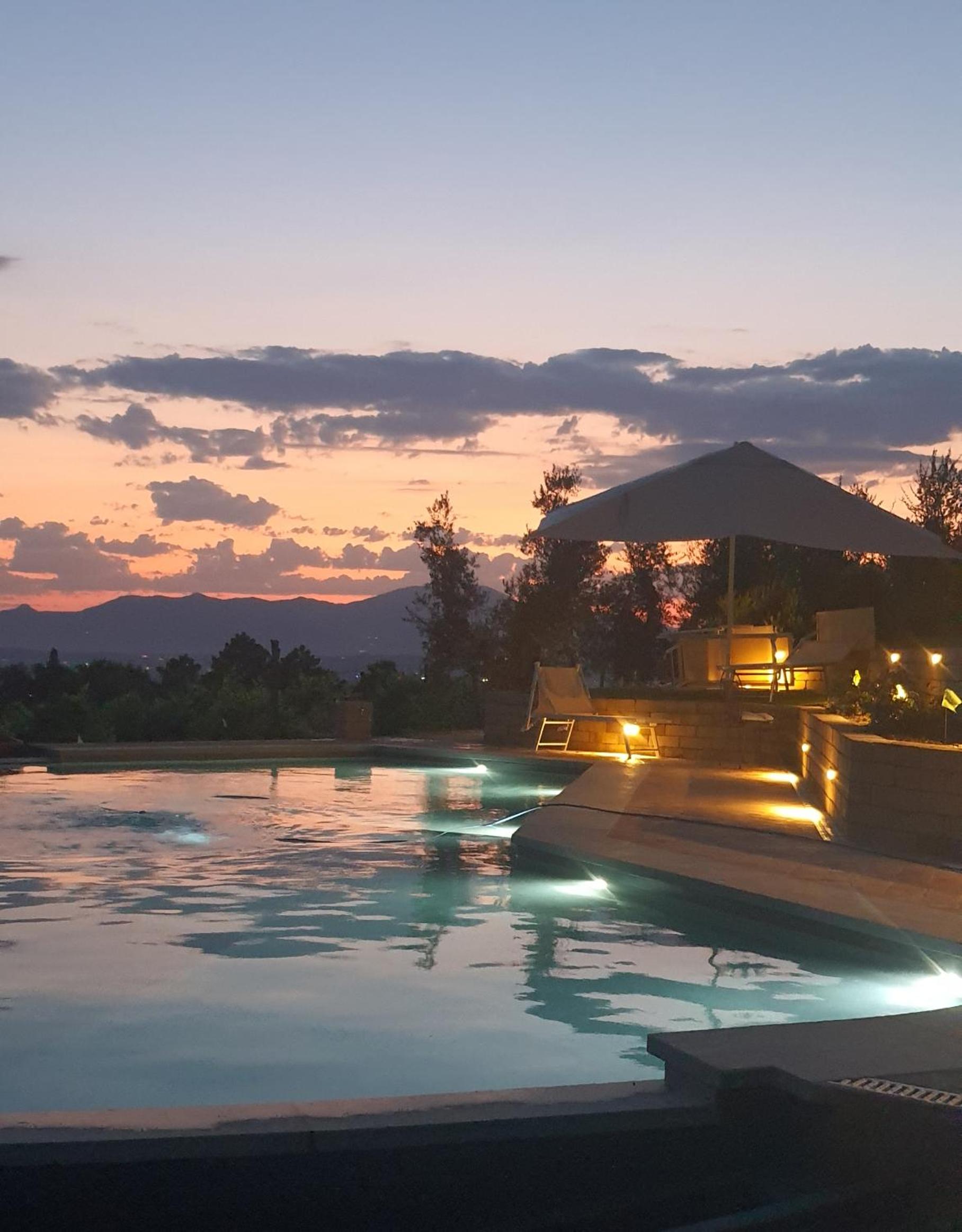 Villa in campagna Costa al Bagno view 2