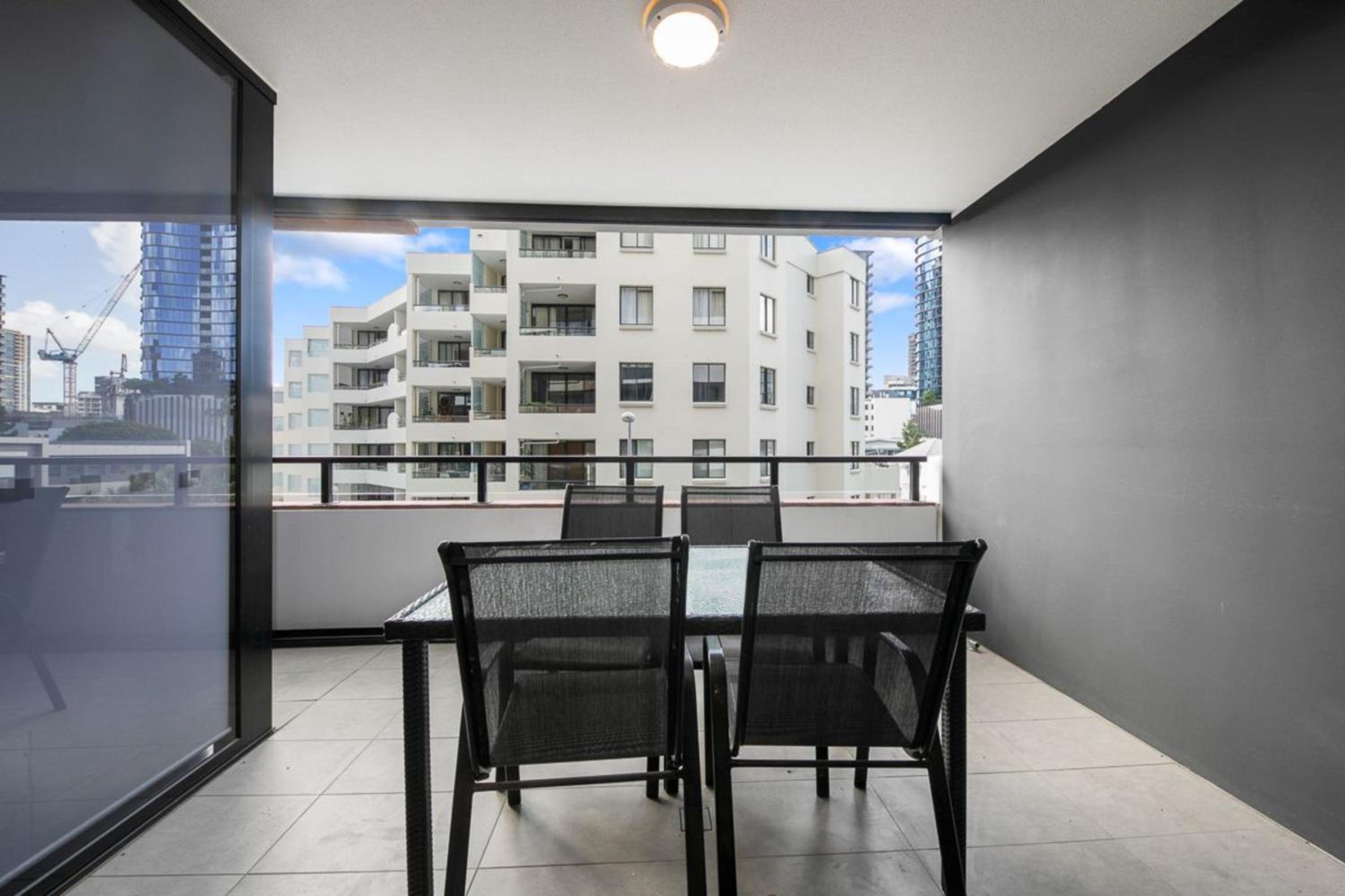 Arena Apartments South Brisbane
