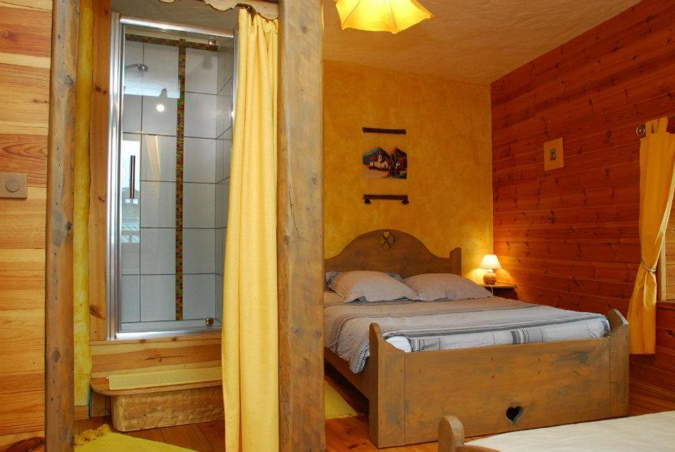 Chez Michel view 4