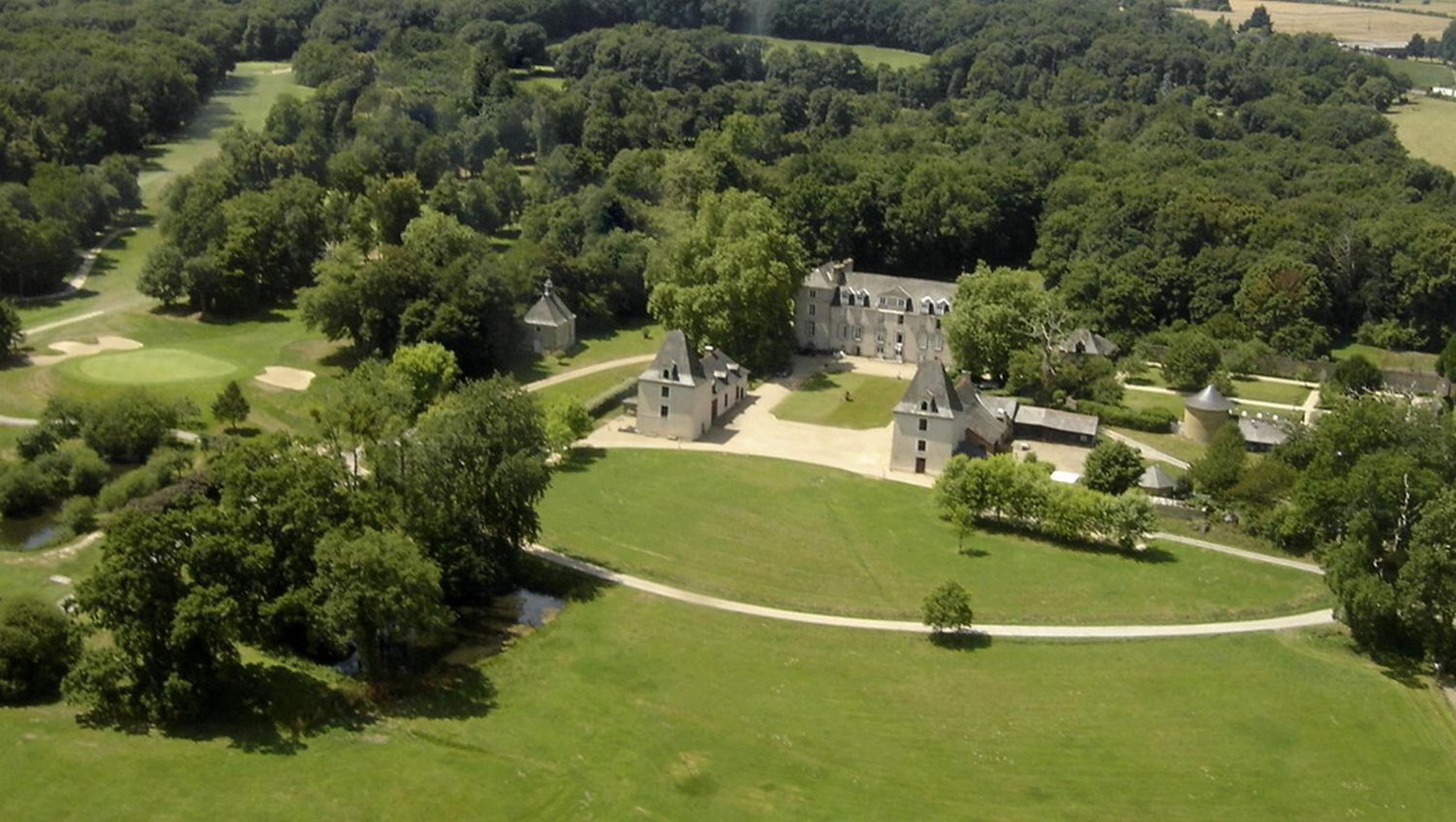 Château du Golf de la Freslonnière