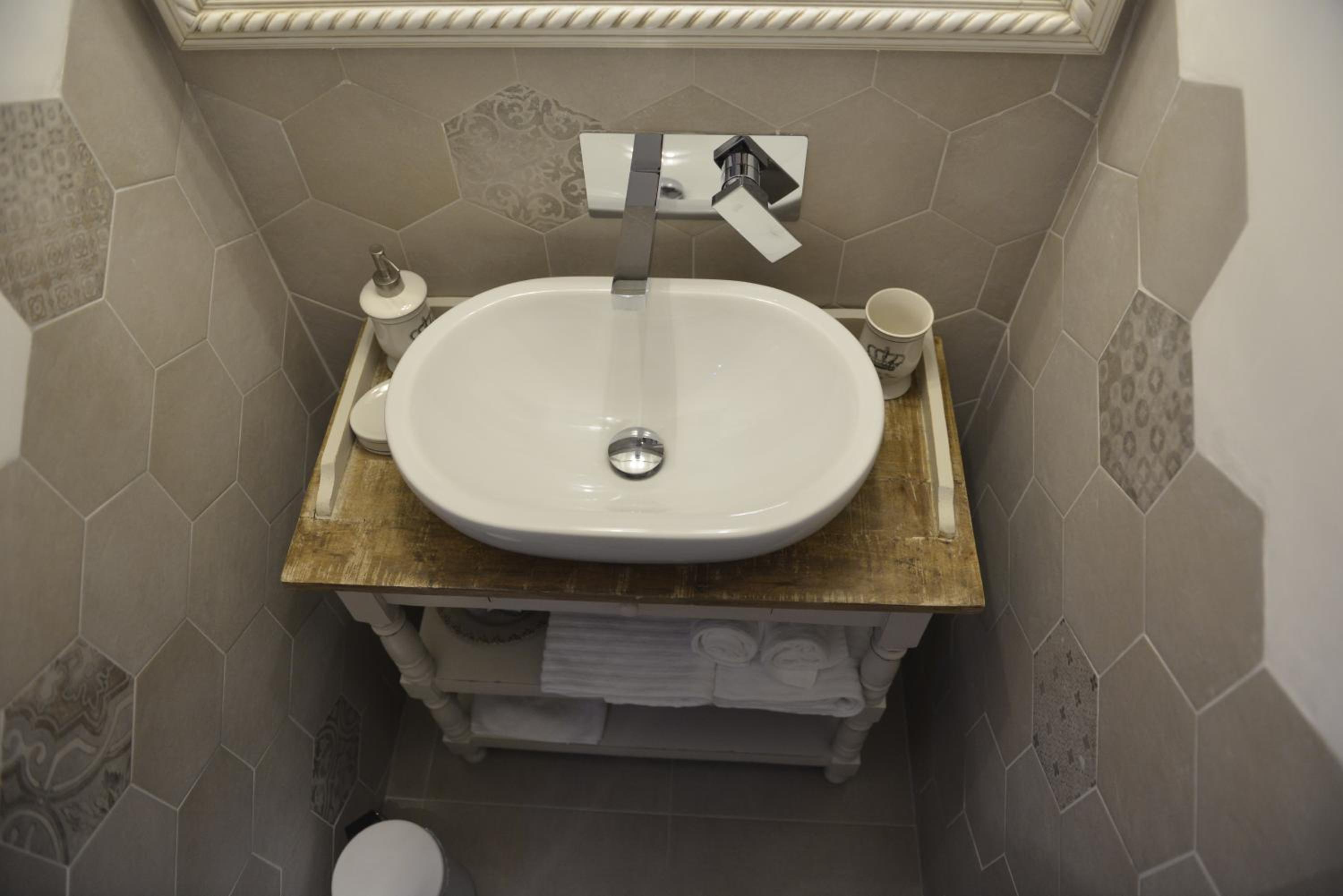 Adelina Guesthouse