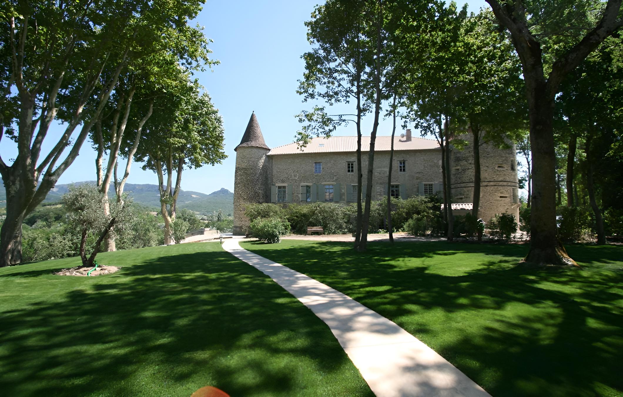 Château les Oliviers de Salettes 24