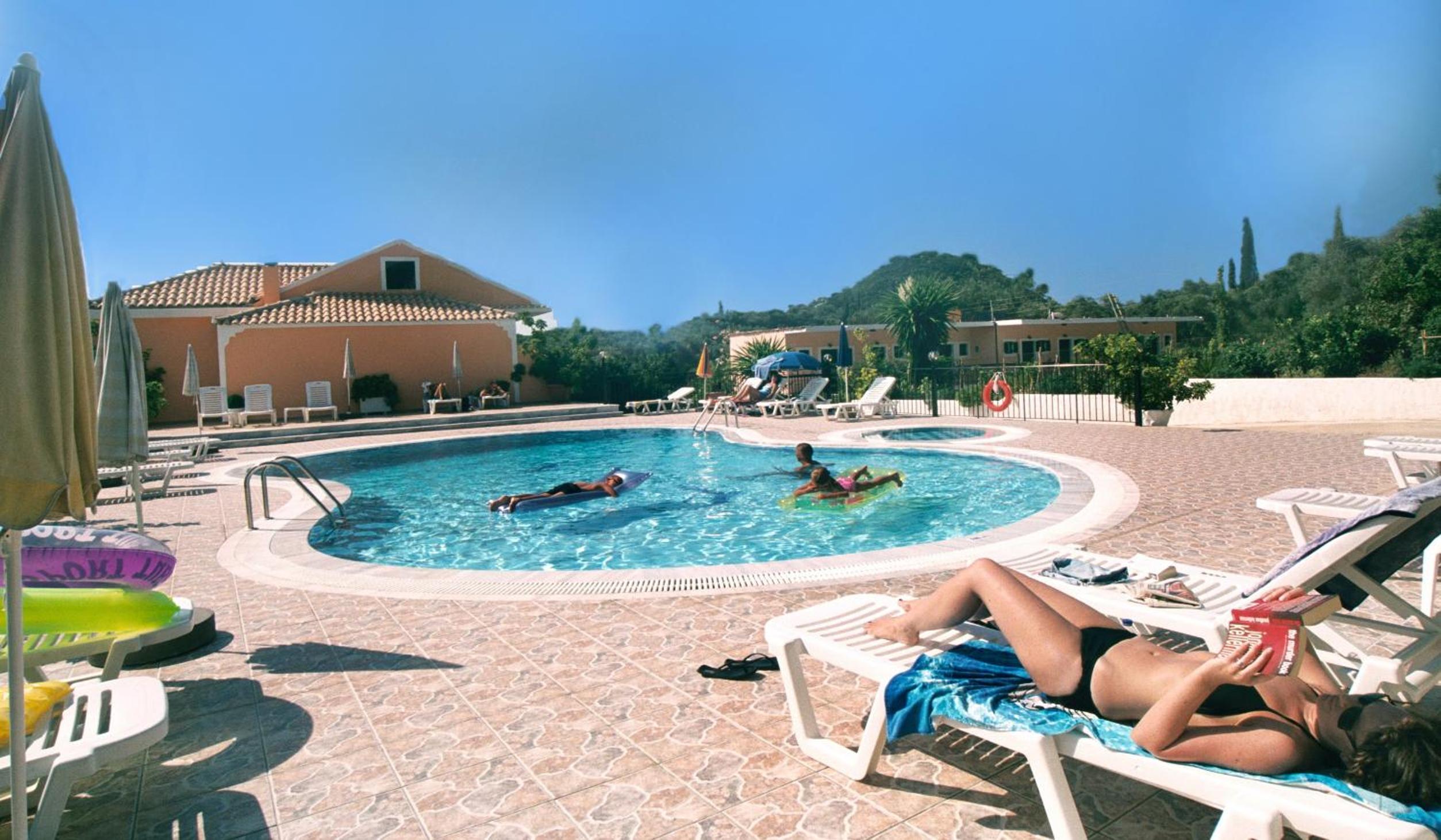 Marilena Studios And Apartments