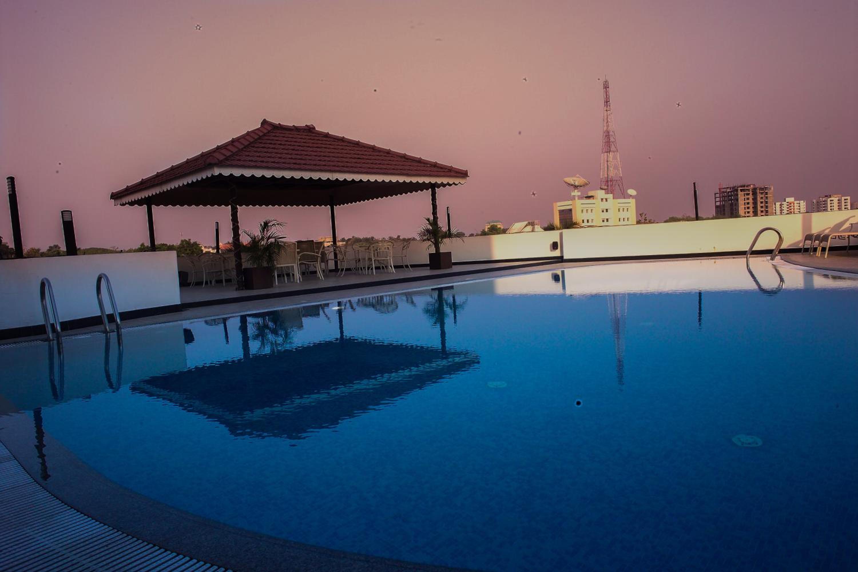 Cochin Vacations - Park Connect - Property Image 12